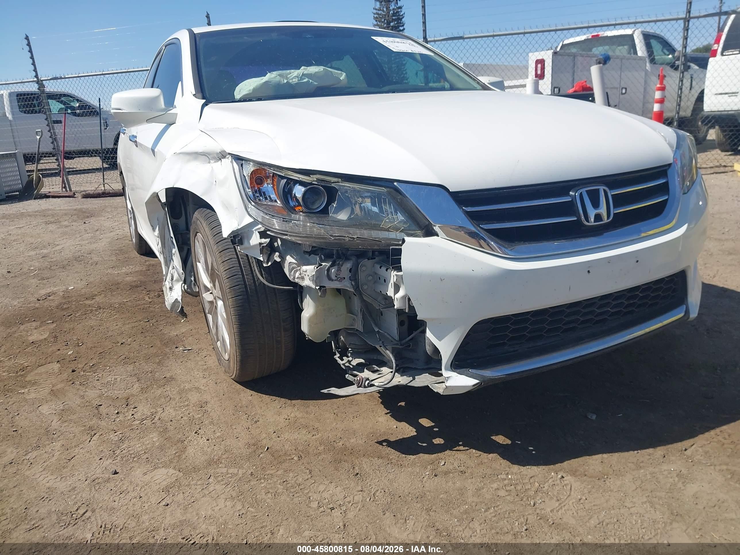 2013 Honda Accord Ex-l V-6 White vin: 1HGCR3F84DA007309