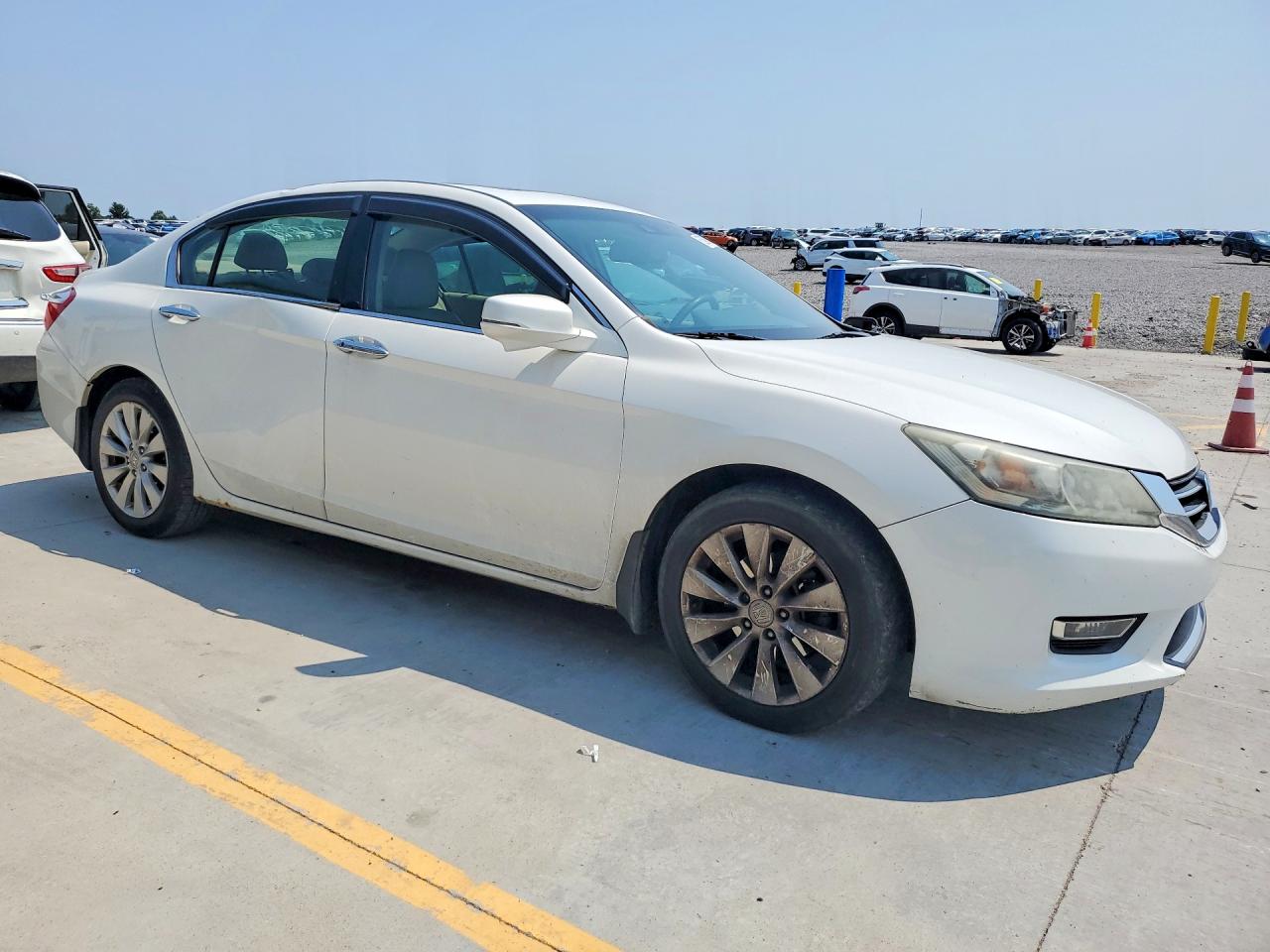 2013 Honda Accord Exl White vin: 1HGCR3F84DA011201