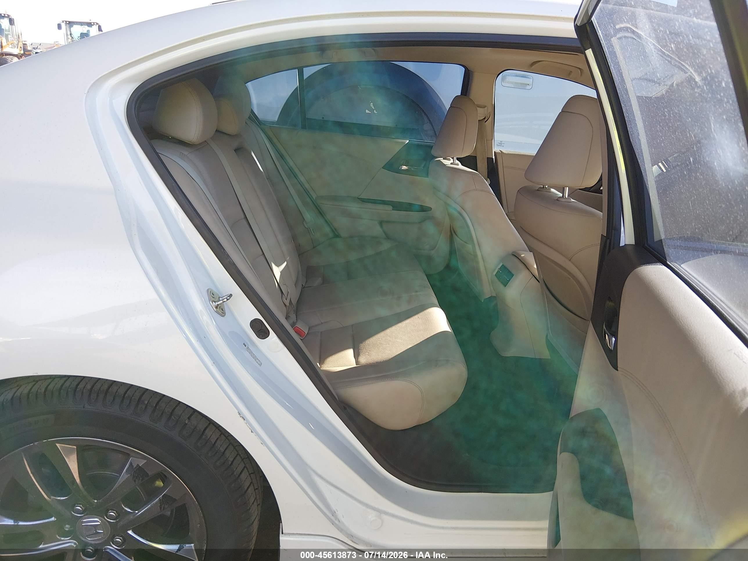2013 Honda Accord Ex-l V-6 White vin: 1HGCR3F84DA014342