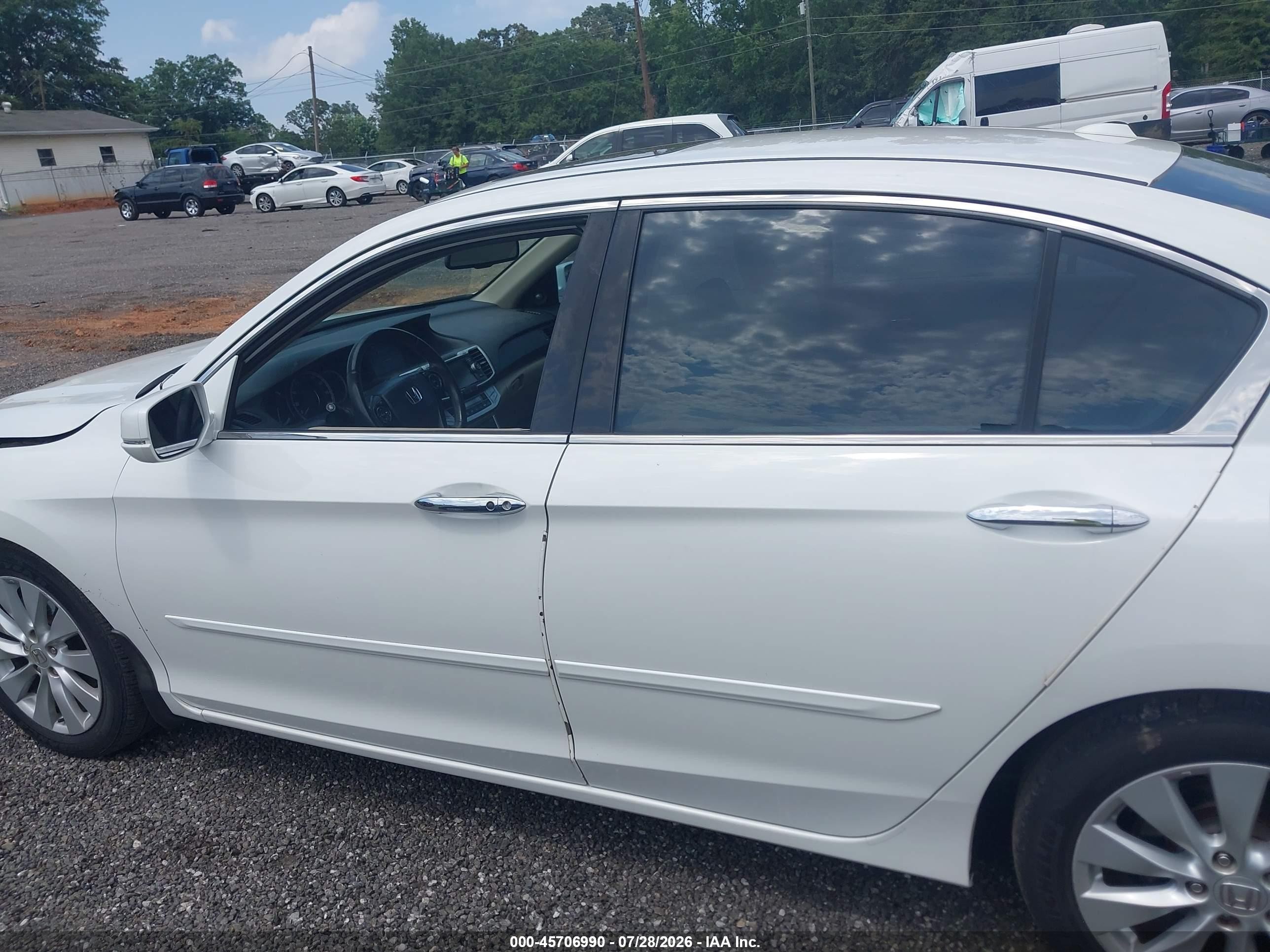 2013 Honda Accord Ex-l V-6 White vin: 1HGCR3F84DA047860