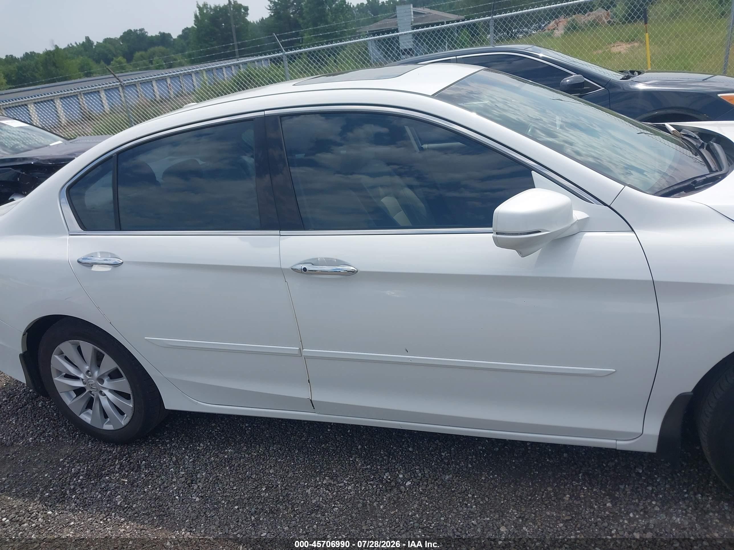 2013 Honda Accord Ex-l V-6 White vin: 1HGCR3F84DA047860