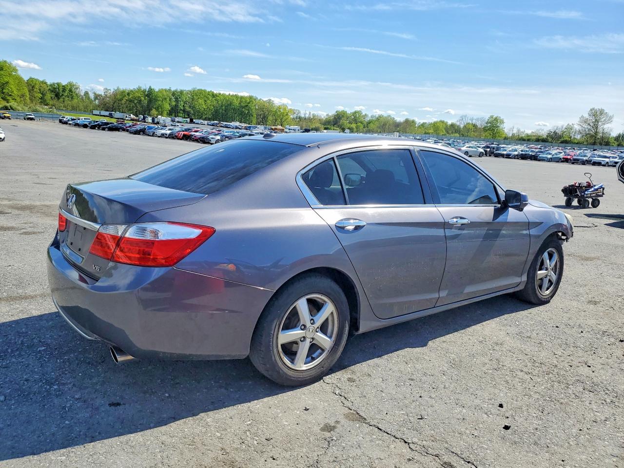 2014 Honda Accord Gray vin: 1HGCR3F84EA035760