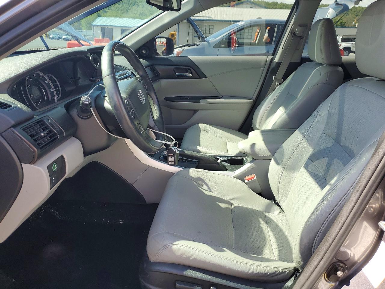 2014 Honda Accord Gray vin: 1HGCR3F84EA035760