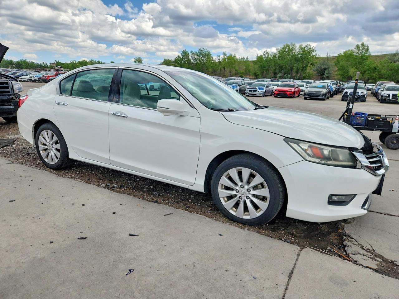 2015 Honda Accord Exl White vin: 1HGCR3F84FA017793