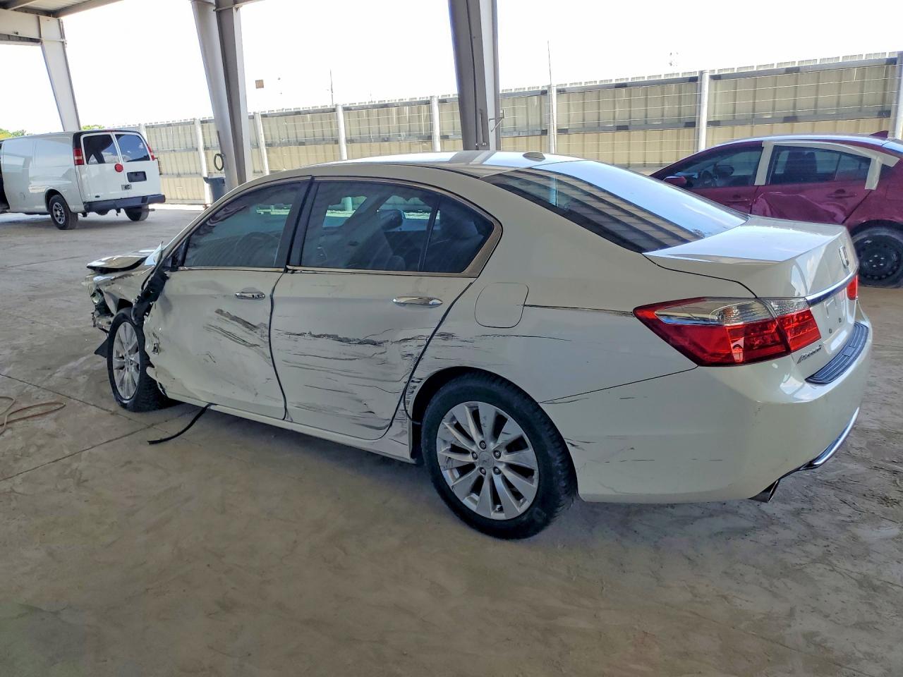2015 Honda Accord Exl White vin: 1HGCR3F84FA033962