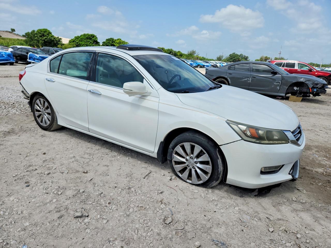 2013 Honda Accord Exl White vin: 1HGCR3F85DA013085