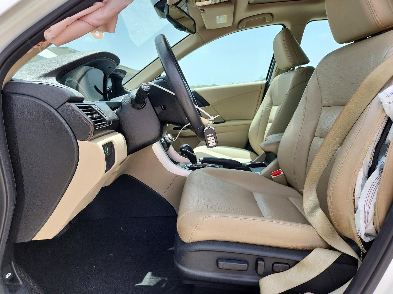 2013 Honda Accord Exl White vin: 1HGCR3F85DA013085