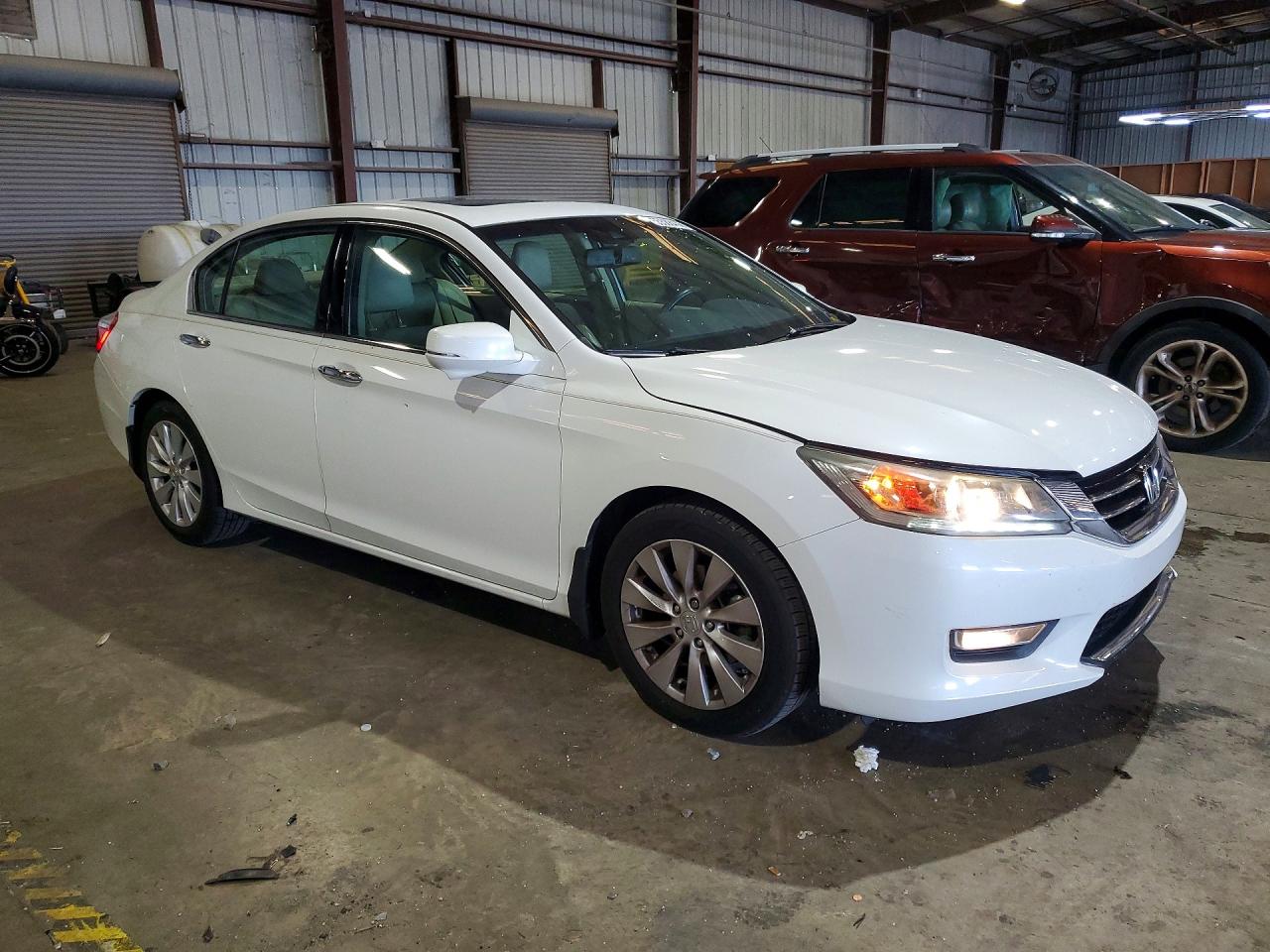 2013 Honda Accord Exl Белый vin: 1HGCR3F85DA015872