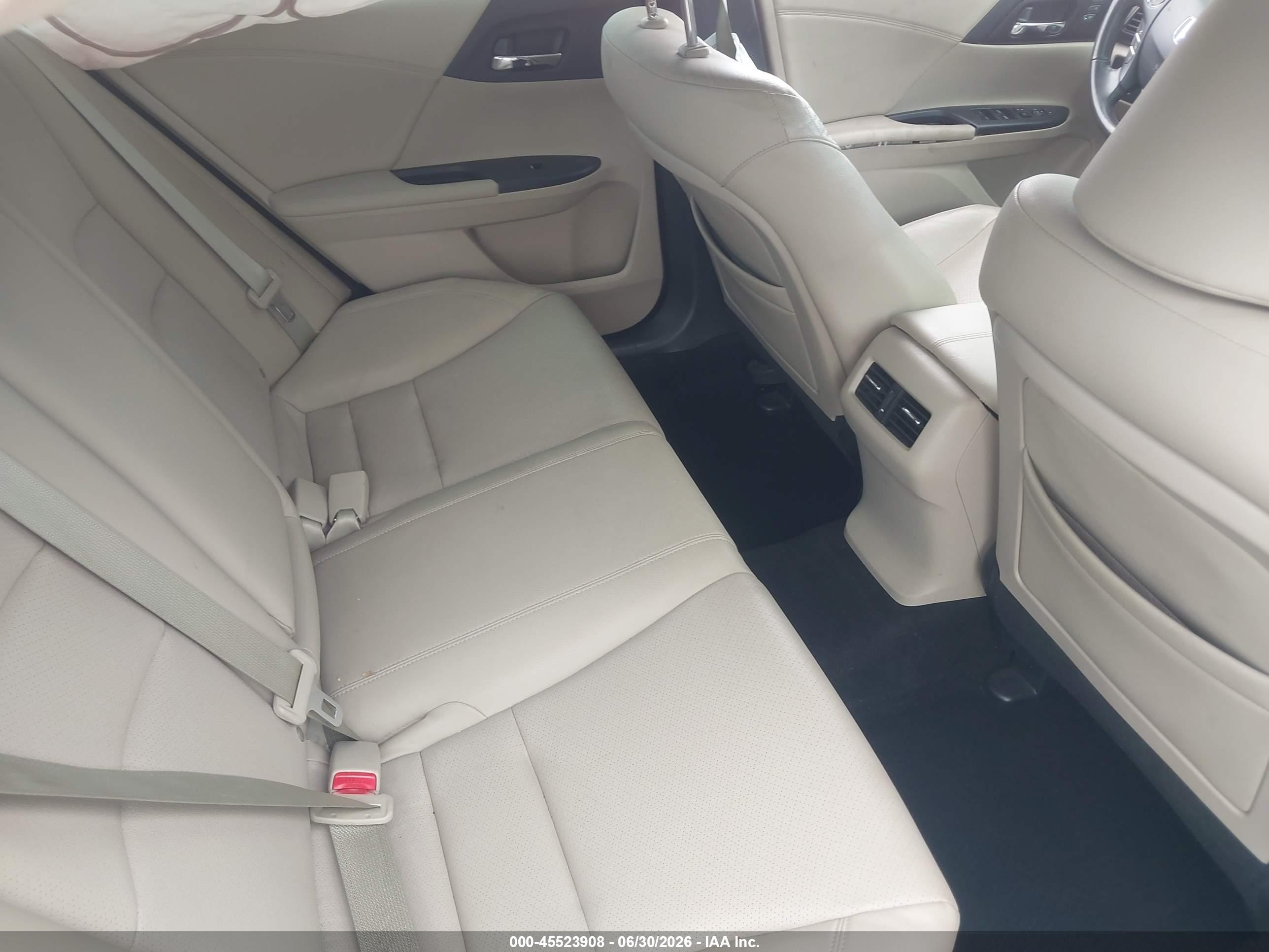 2013 Honda Accord Ex-l V-6 White vin: 1HGCR3F85DA034289