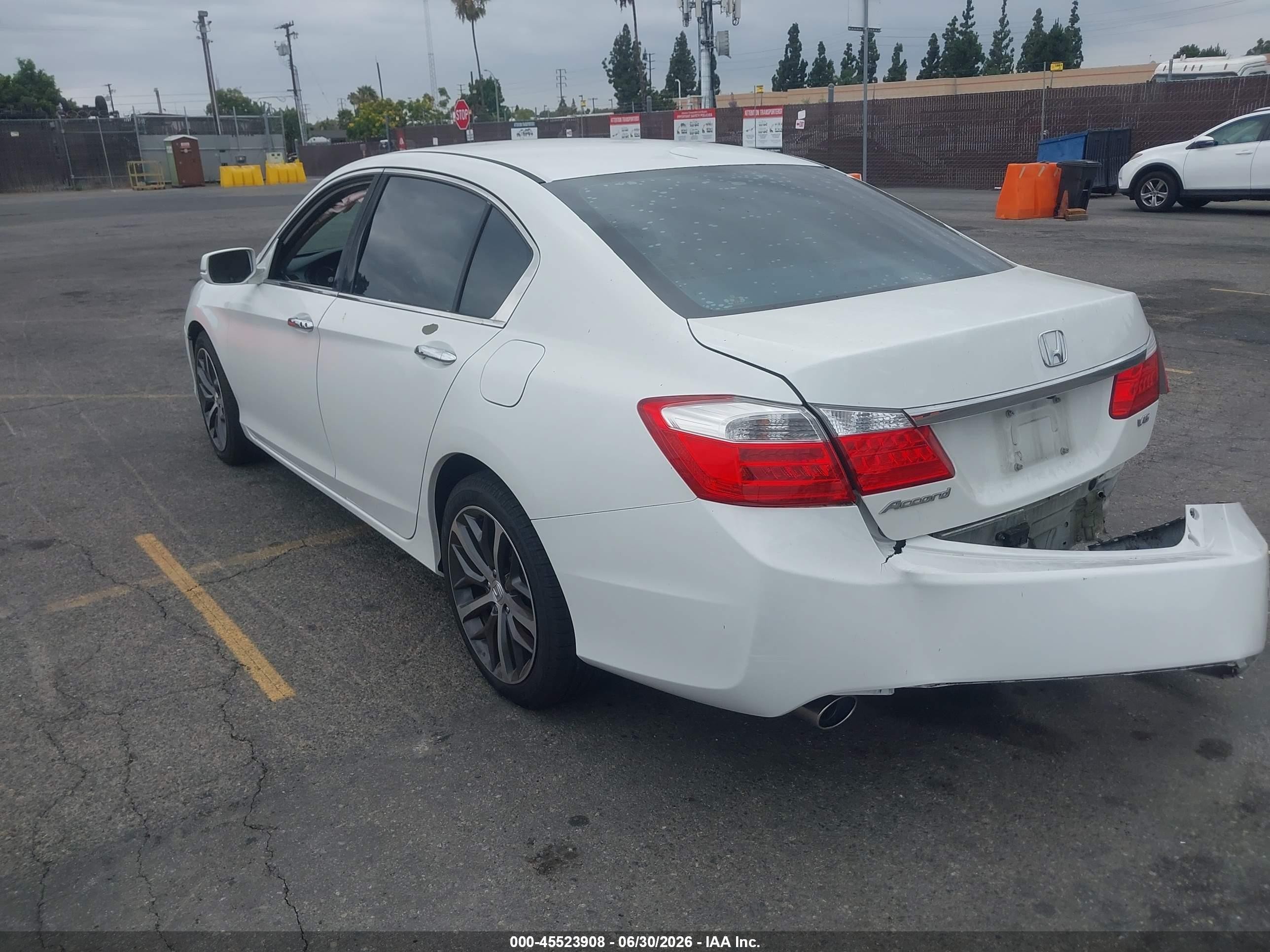2013 Honda Accord Ex-l V-6 White vin: 1HGCR3F85DA034289