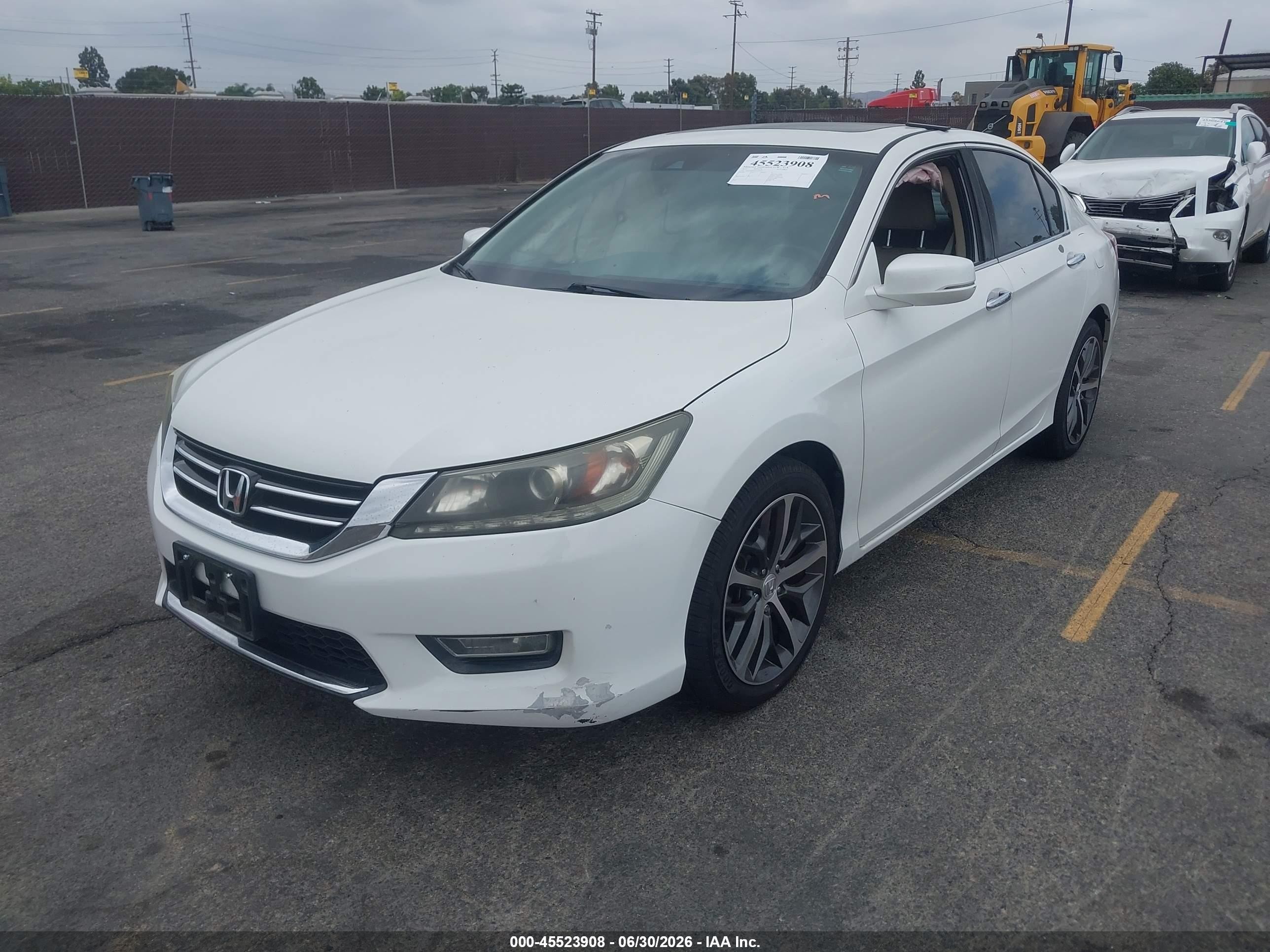 2013 Honda Accord Ex-l V-6 White vin: 1HGCR3F85DA034289