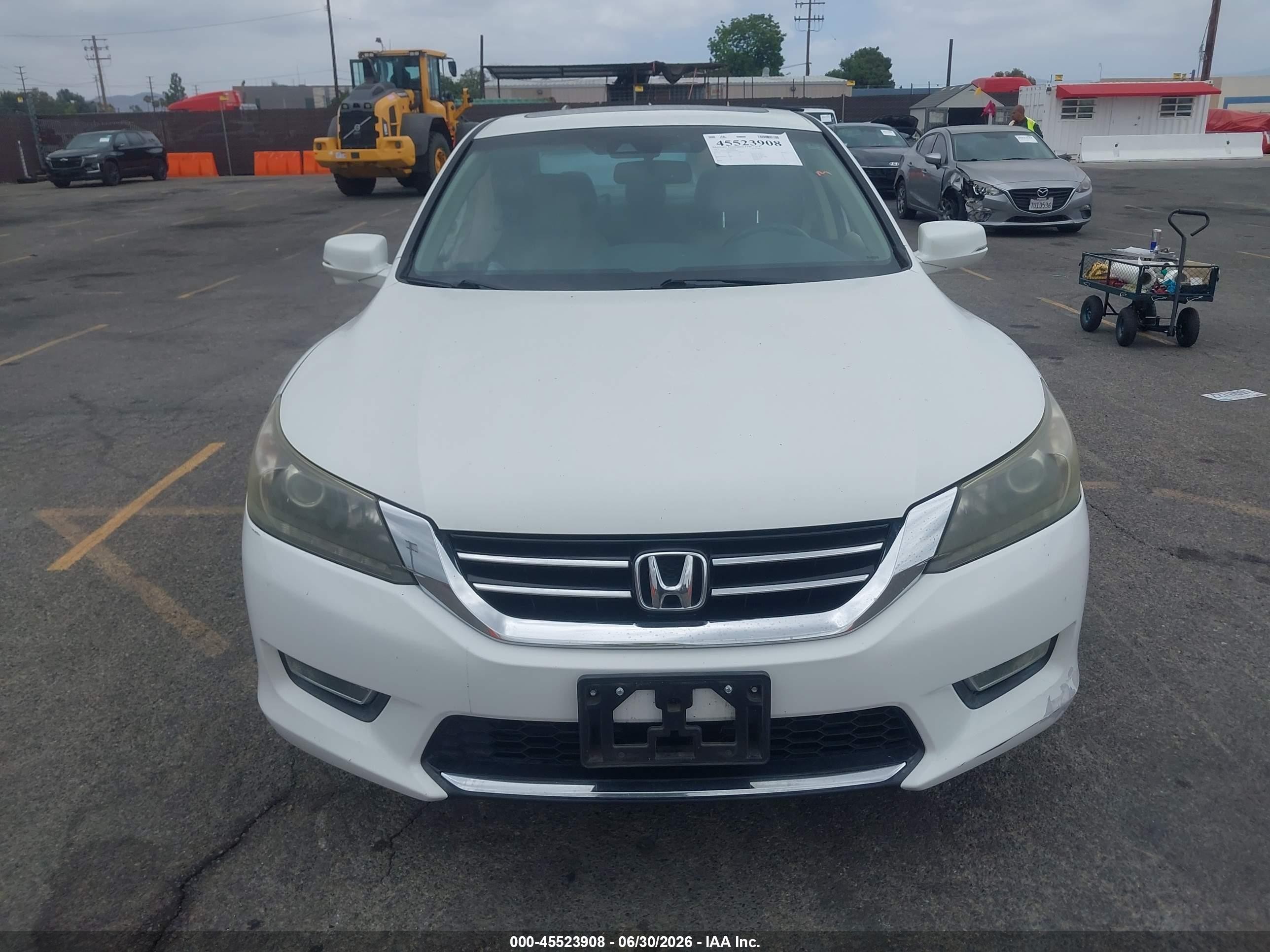 2013 Honda Accord Ex-l V-6 White vin: 1HGCR3F85DA034289