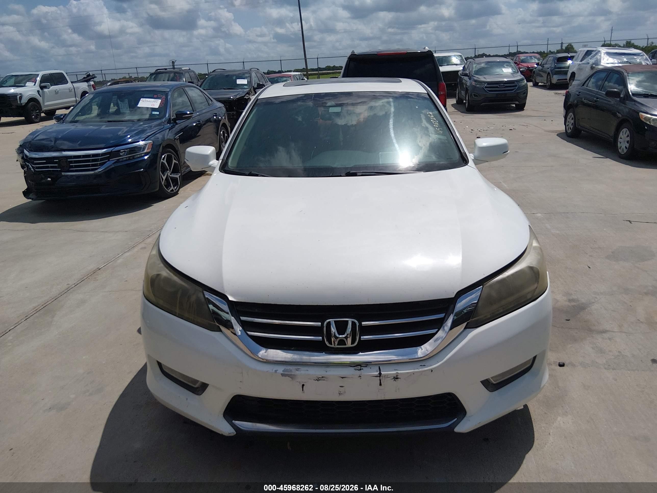2013 Honda Accord Ex-l V-6 White vin: 1HGCR3F85DA047852