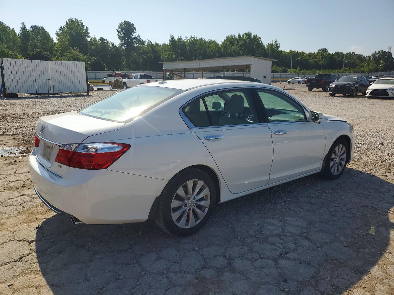 2014 Honda Accord Exl White vin: 1HGCR3F85EA004792