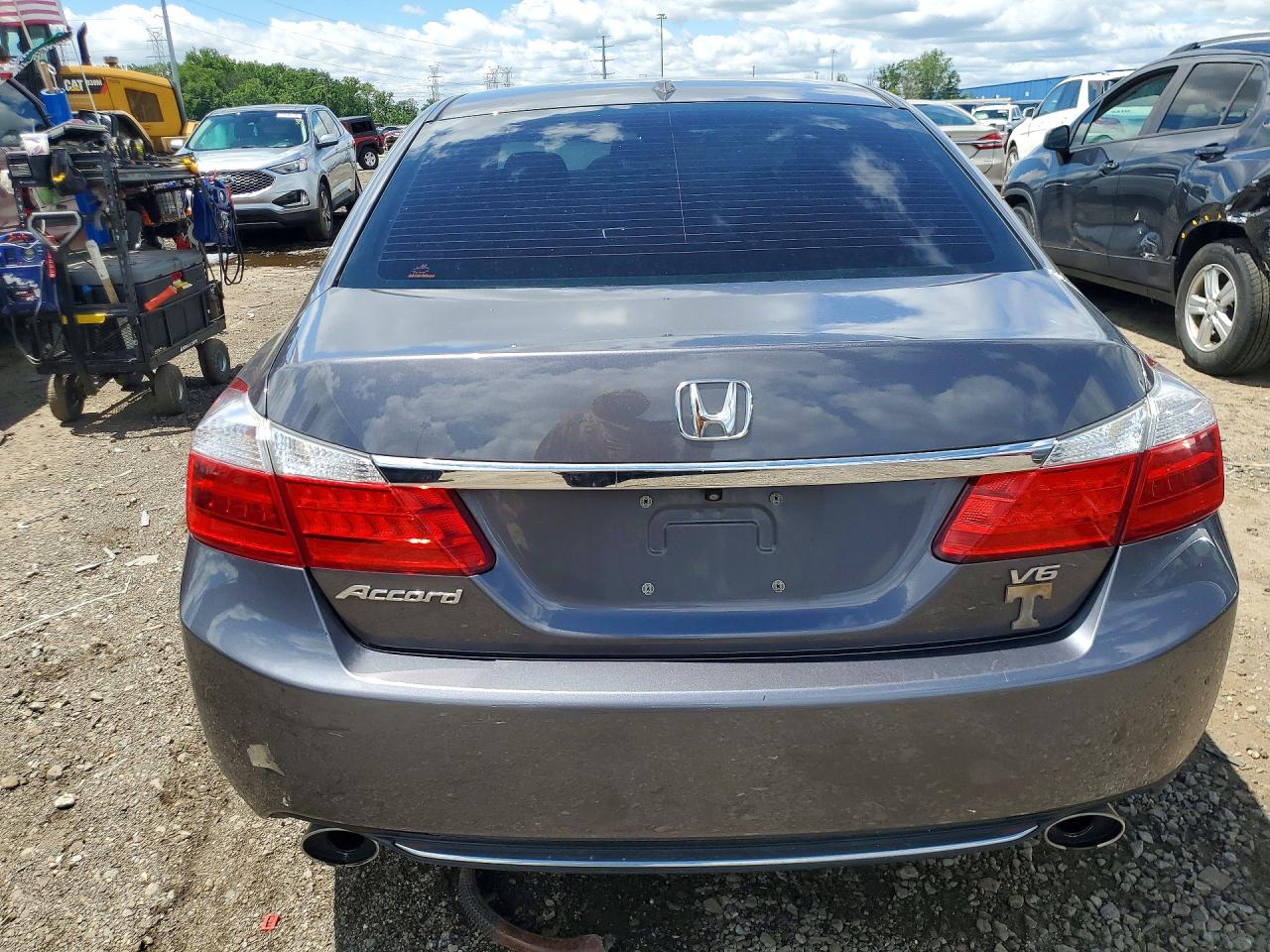 2014 Honda Accord Charcoal vin: 1HGCR3F85EA042829