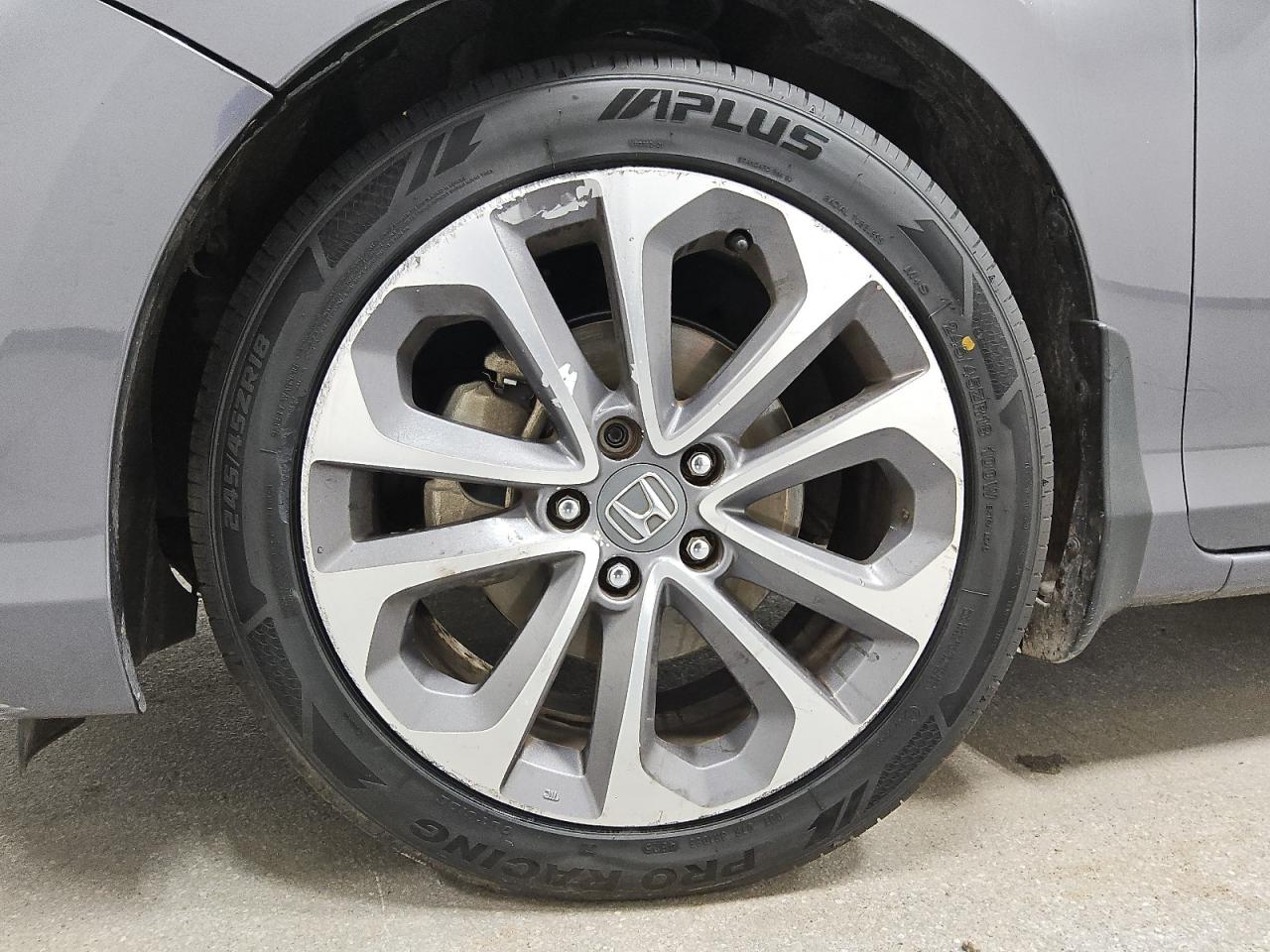 2015 Honda Accord Exl Gray vin: 1HGCR3F85FA010867 Damage: Left Front Wheel, Curb Rash, > 12 Inches
