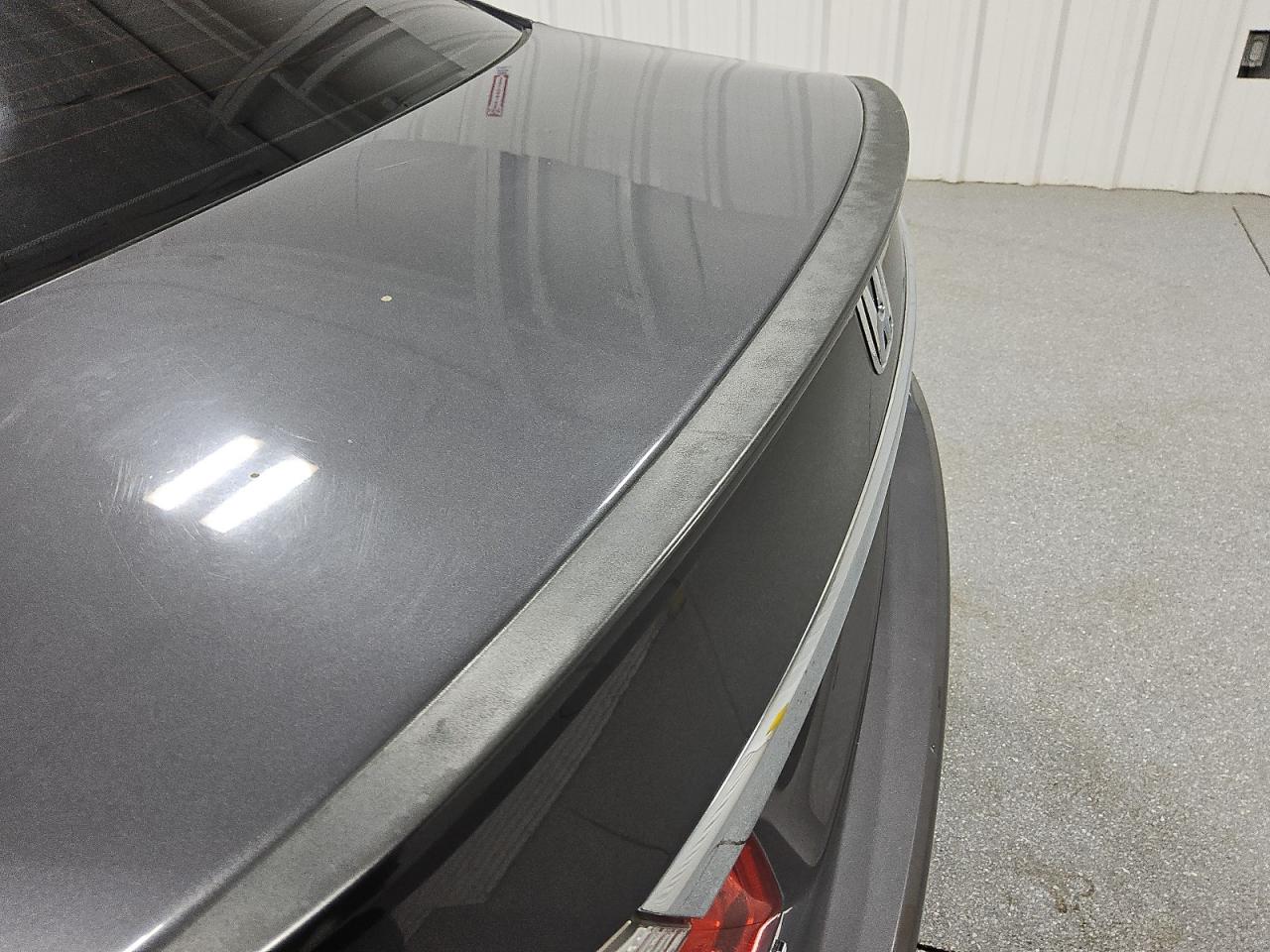 2015 Honda Accord Exl Gray vin: 1HGCR3F85FA010867 Damage: Spoiler, Oxidized, > 12 Inches