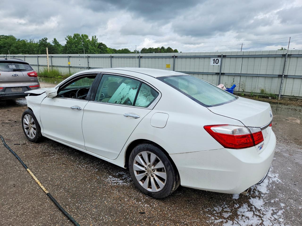 2015 Honda Accord Exl White vin: 1HGCR3F85FA035199