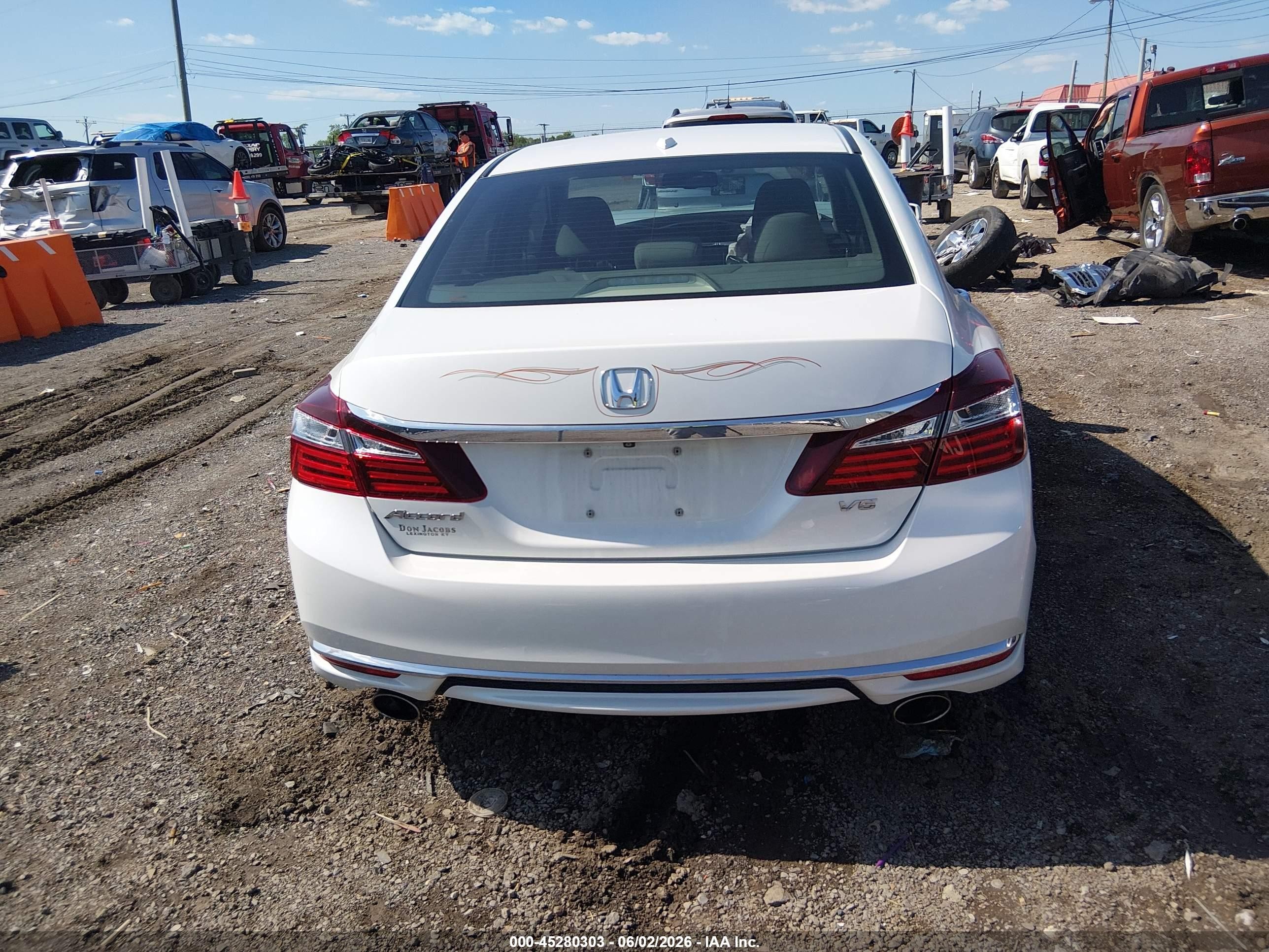 2017 Honda Accord Ex-l V6 Cream vin: 1HGCR3F85HA013108