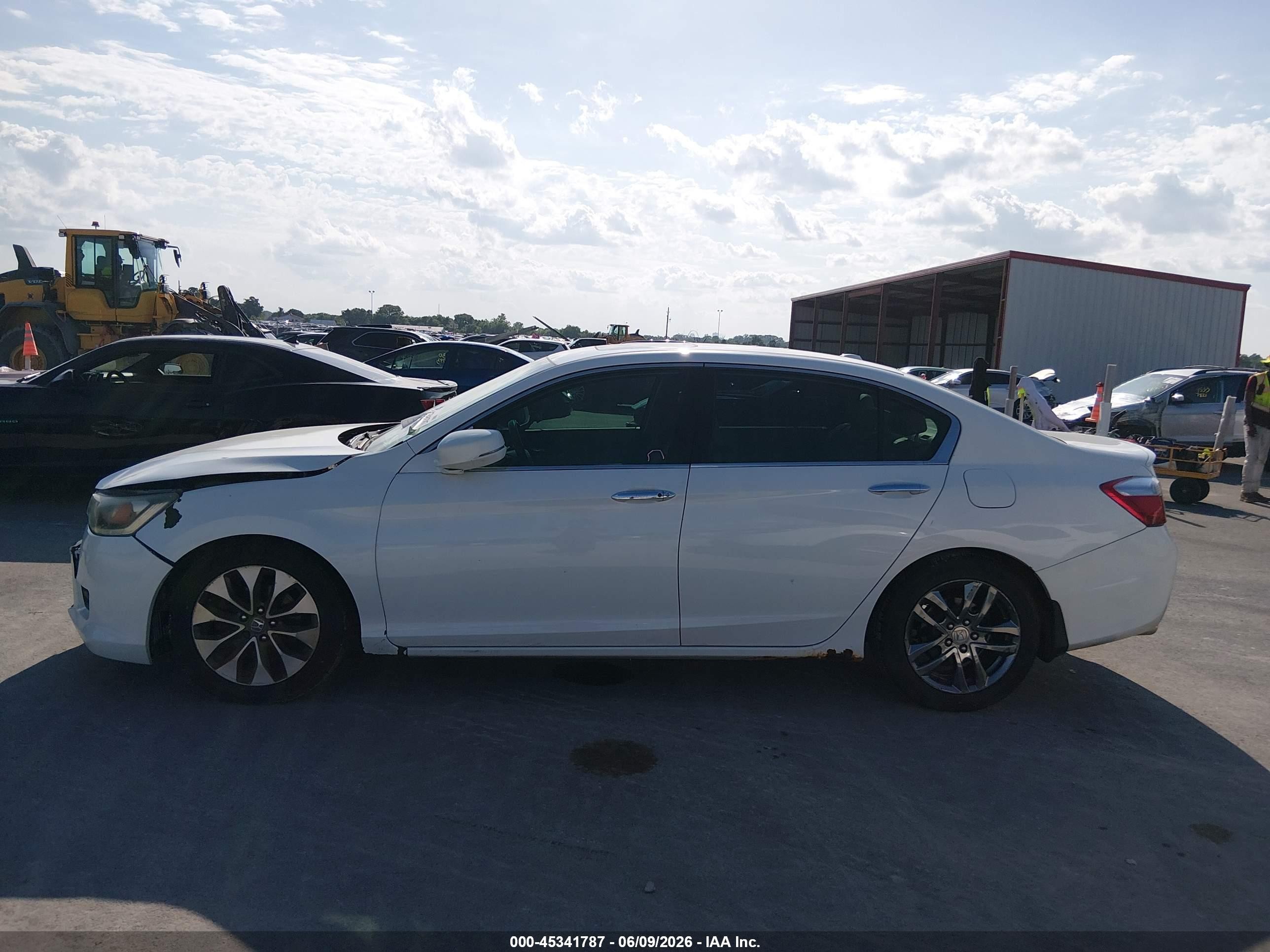 2013 Honda Accord Ex-l V-6 White vin: 1HGCR3F86DA005058