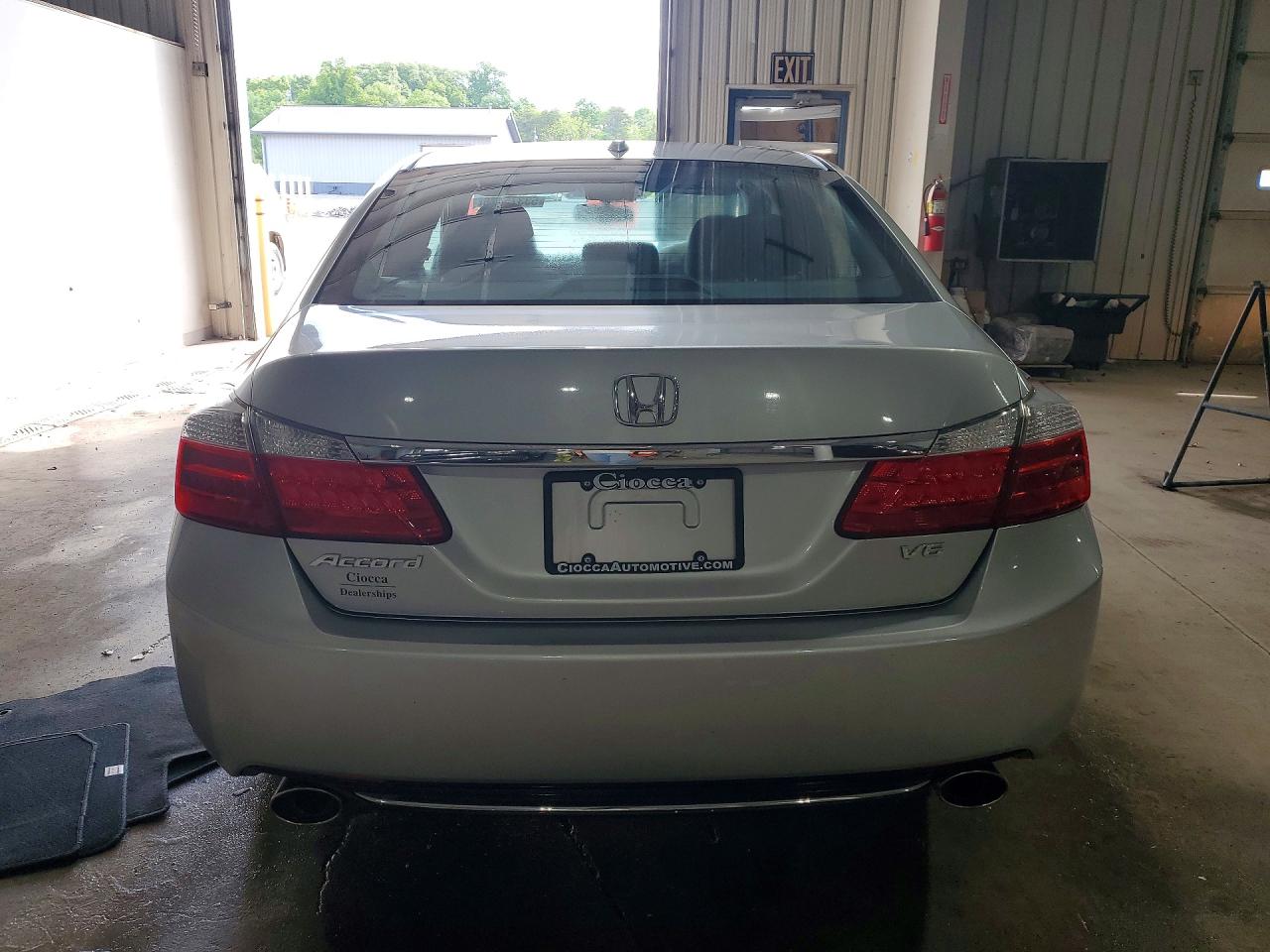 2013 Honda Accord Exl Серебряный vin: 1HGCR3F86DA009854
