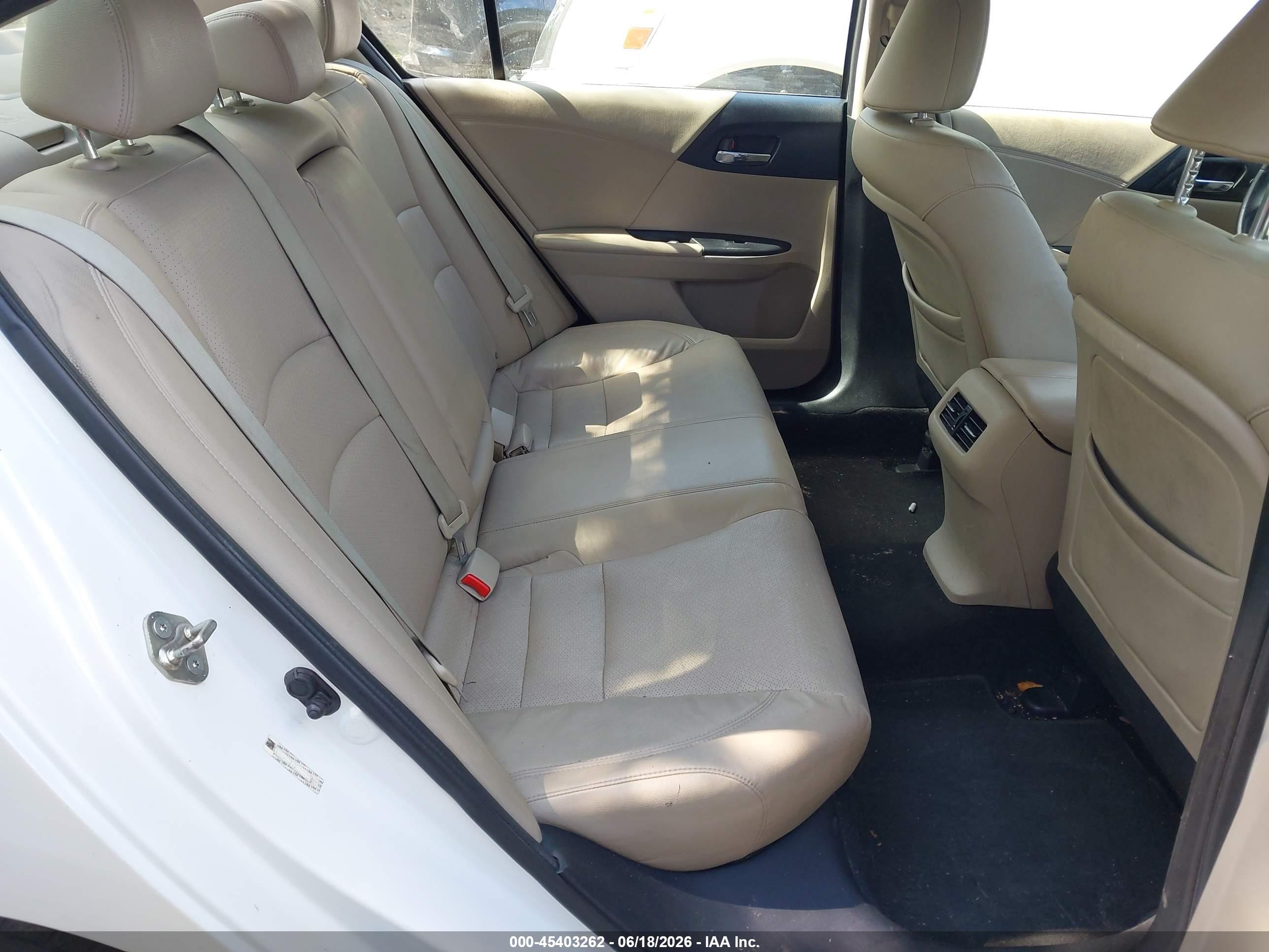 2013 Honda Accord Ex-l V-6 White vin: 1HGCR3F86DA013421