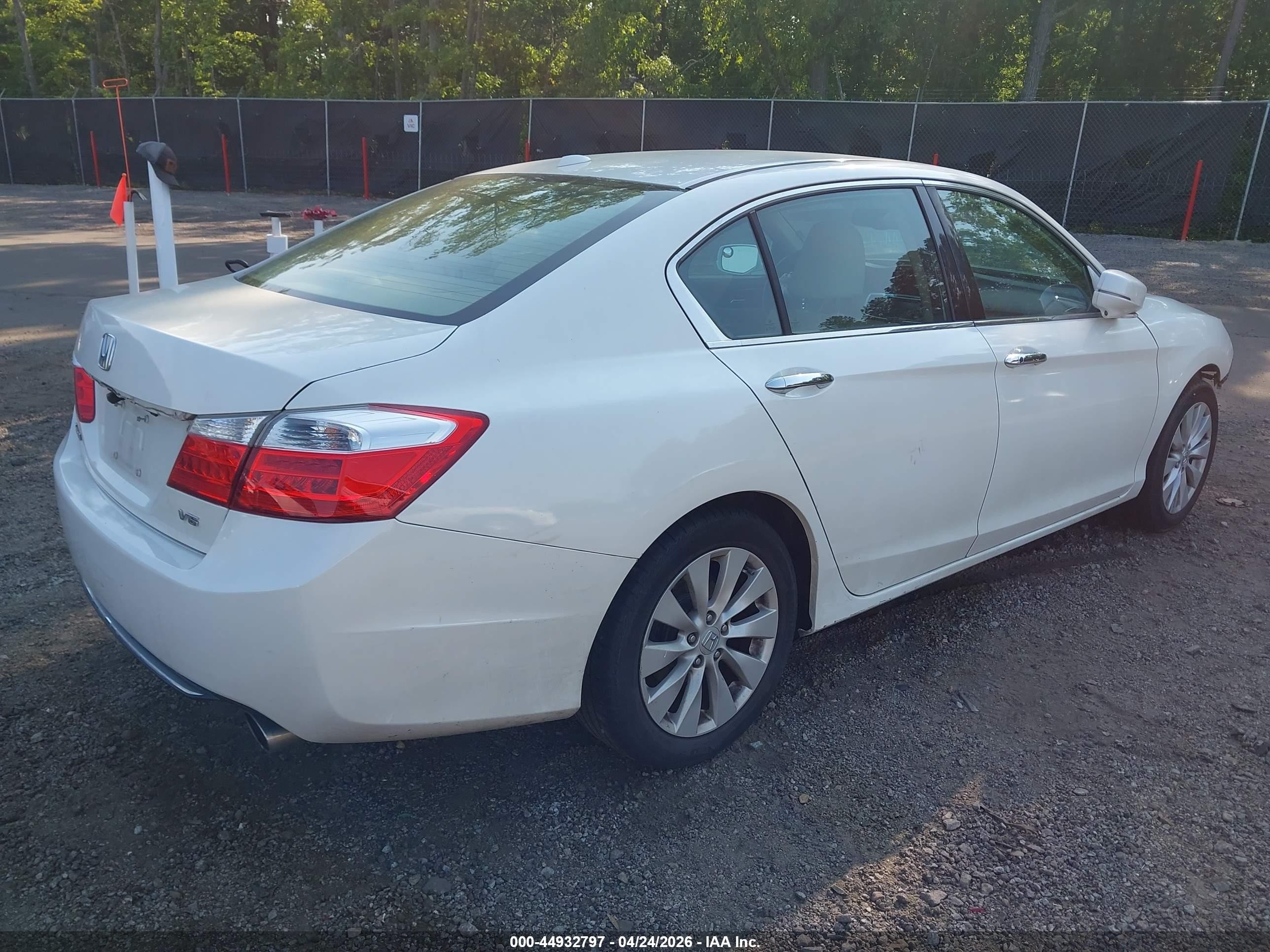 2014 Honda Accord Ex-l V-6 Белый vin: 1HGCR3F86EA003344