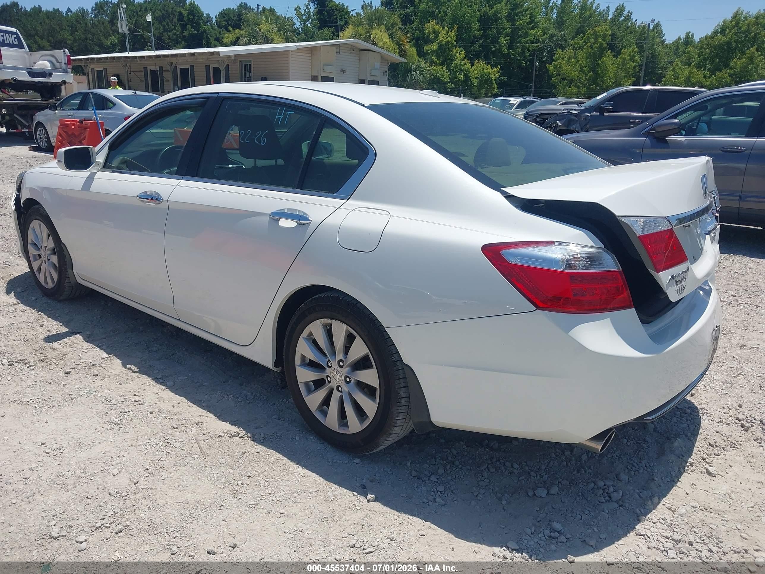 2014 Honda Accord Ex-l V-6 White vin: 1HGCR3F86EA023027