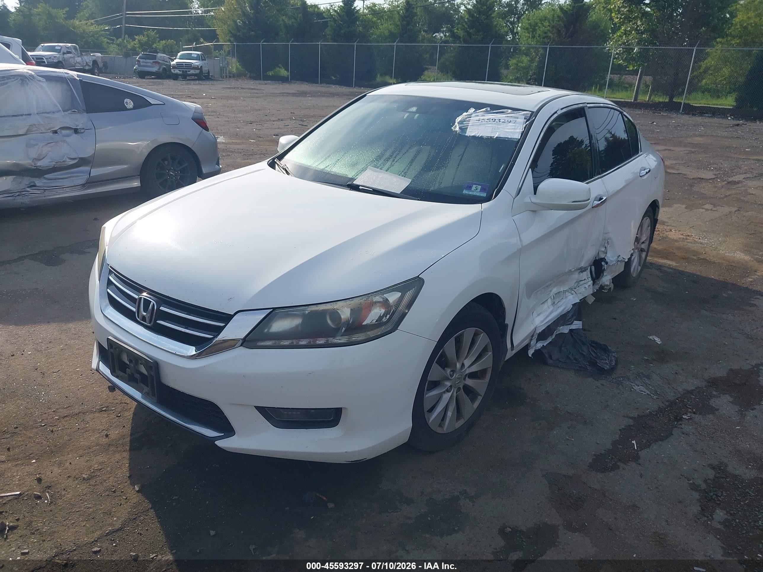 2015 Honda Accord Ex-l V-6 White vin: 1HGCR3F86FA017617