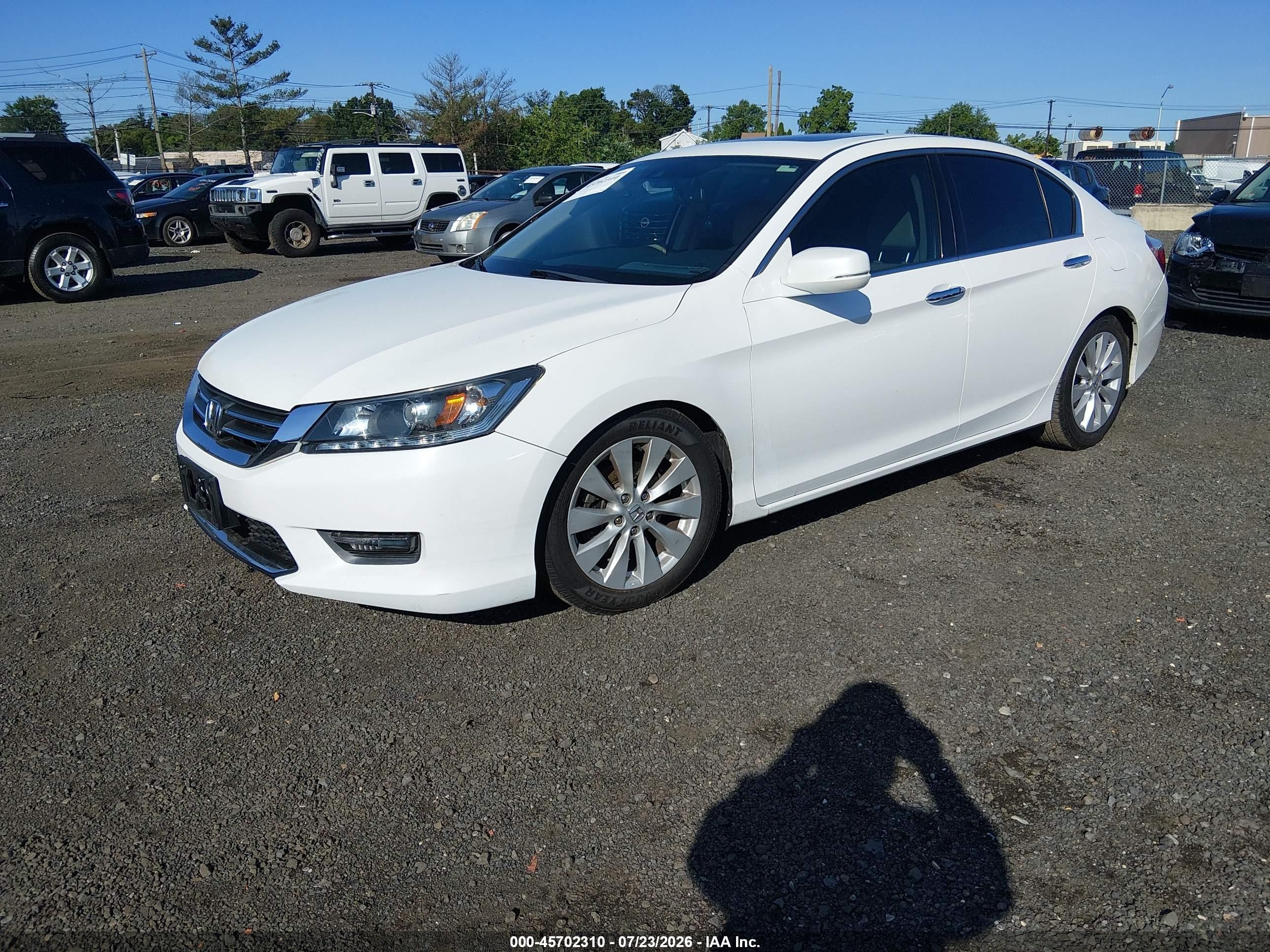 2015 Honda Accord Ex-l V-6 White vin: 1HGCR3F86FA026334
