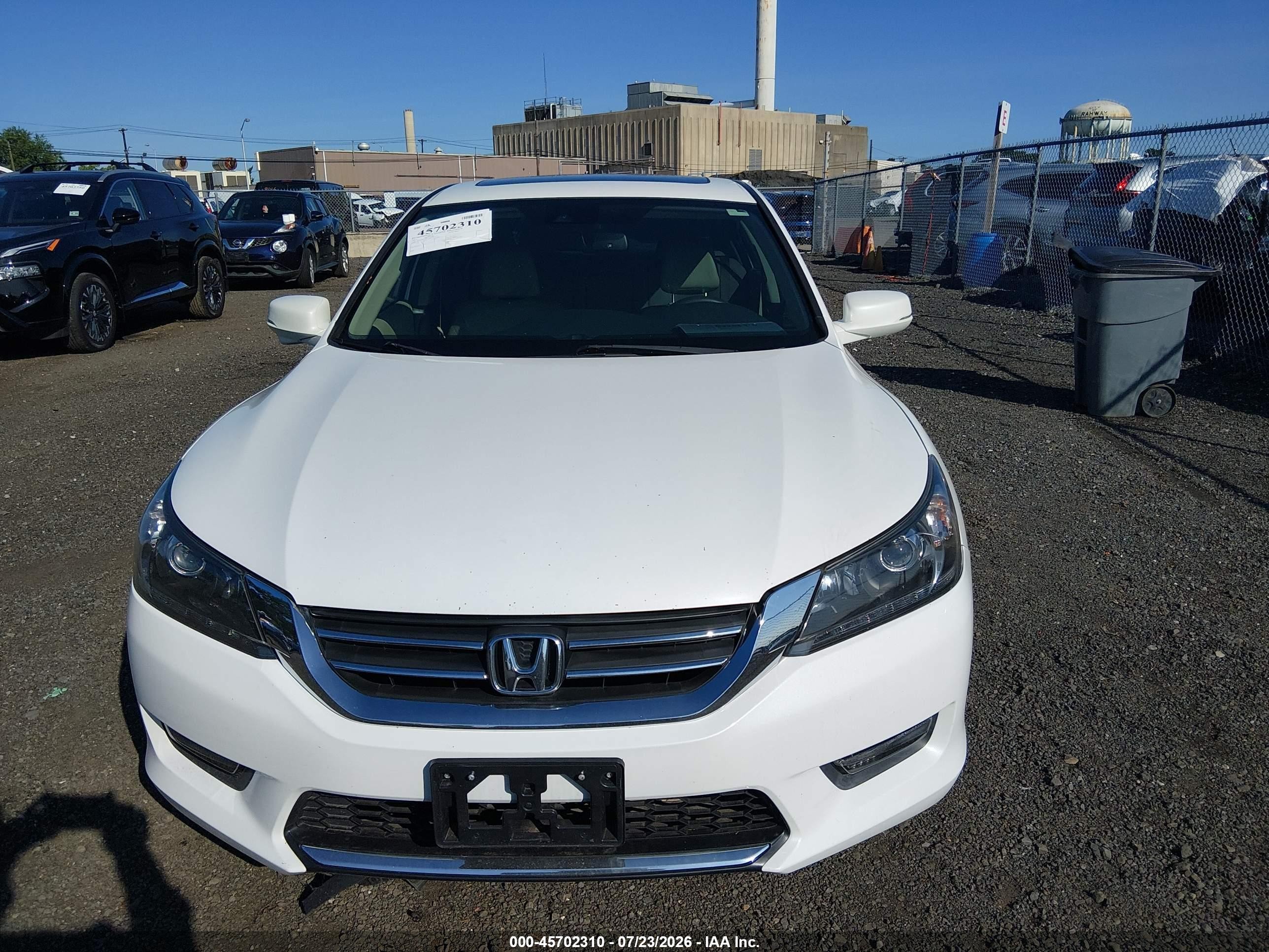 2015 Honda Accord Ex-l V-6 White vin: 1HGCR3F86FA026334
