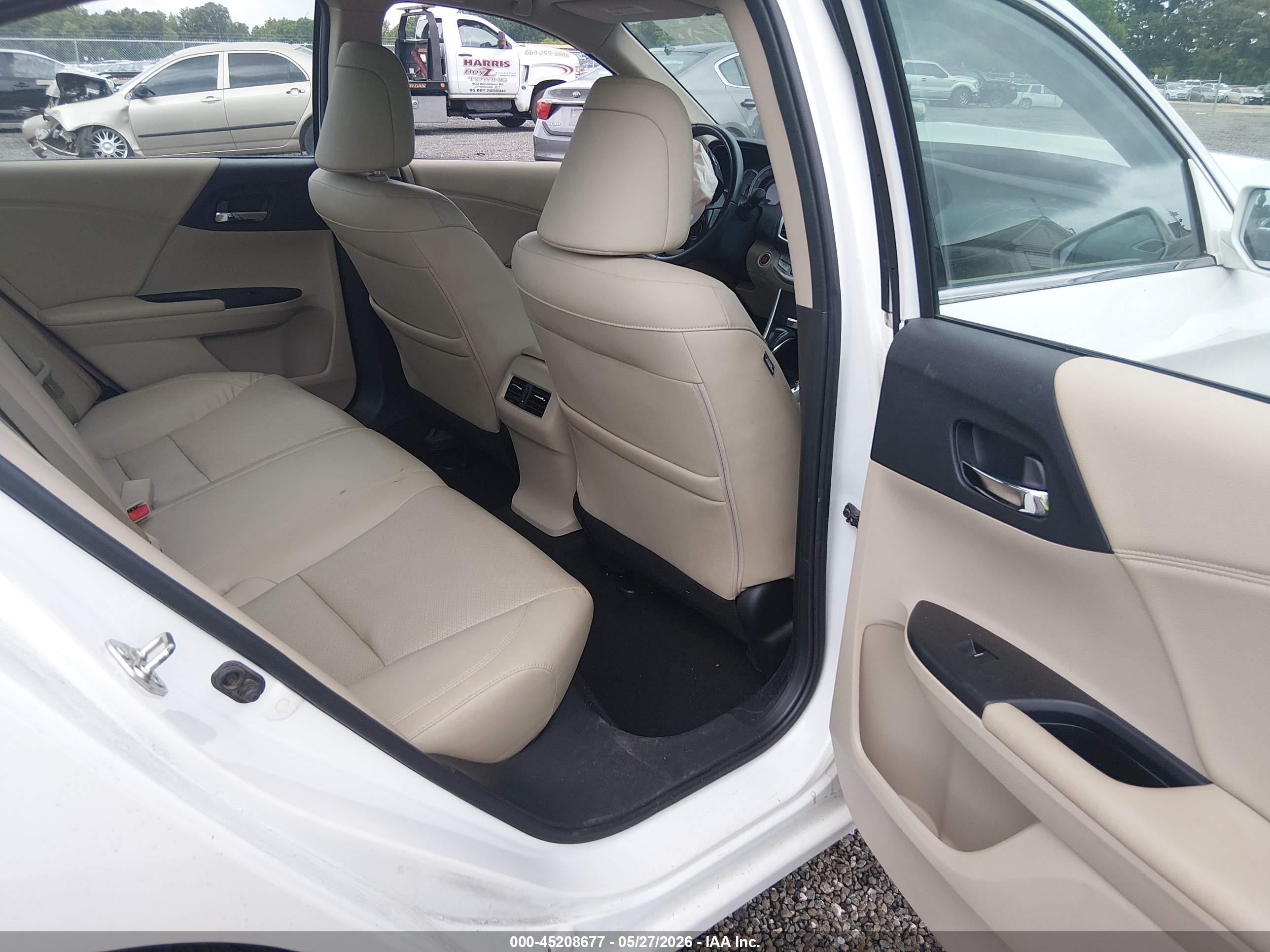 2015 Honda Accord Ex-l V-6 White vin: 1HGCR3F86FA032425