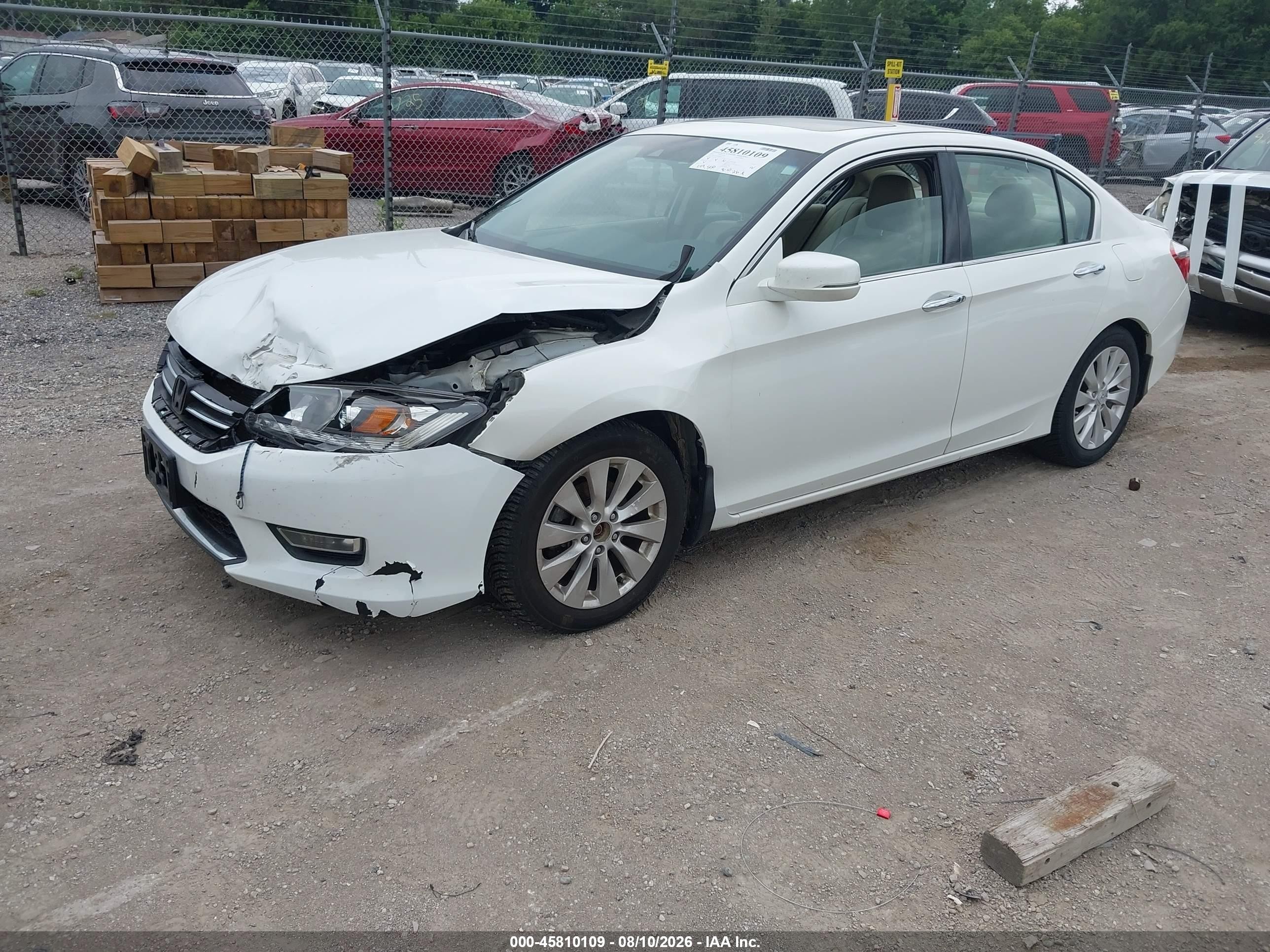2013 Honda Accord Ex-l V-6 White vin: 1HGCR3F87DA001133