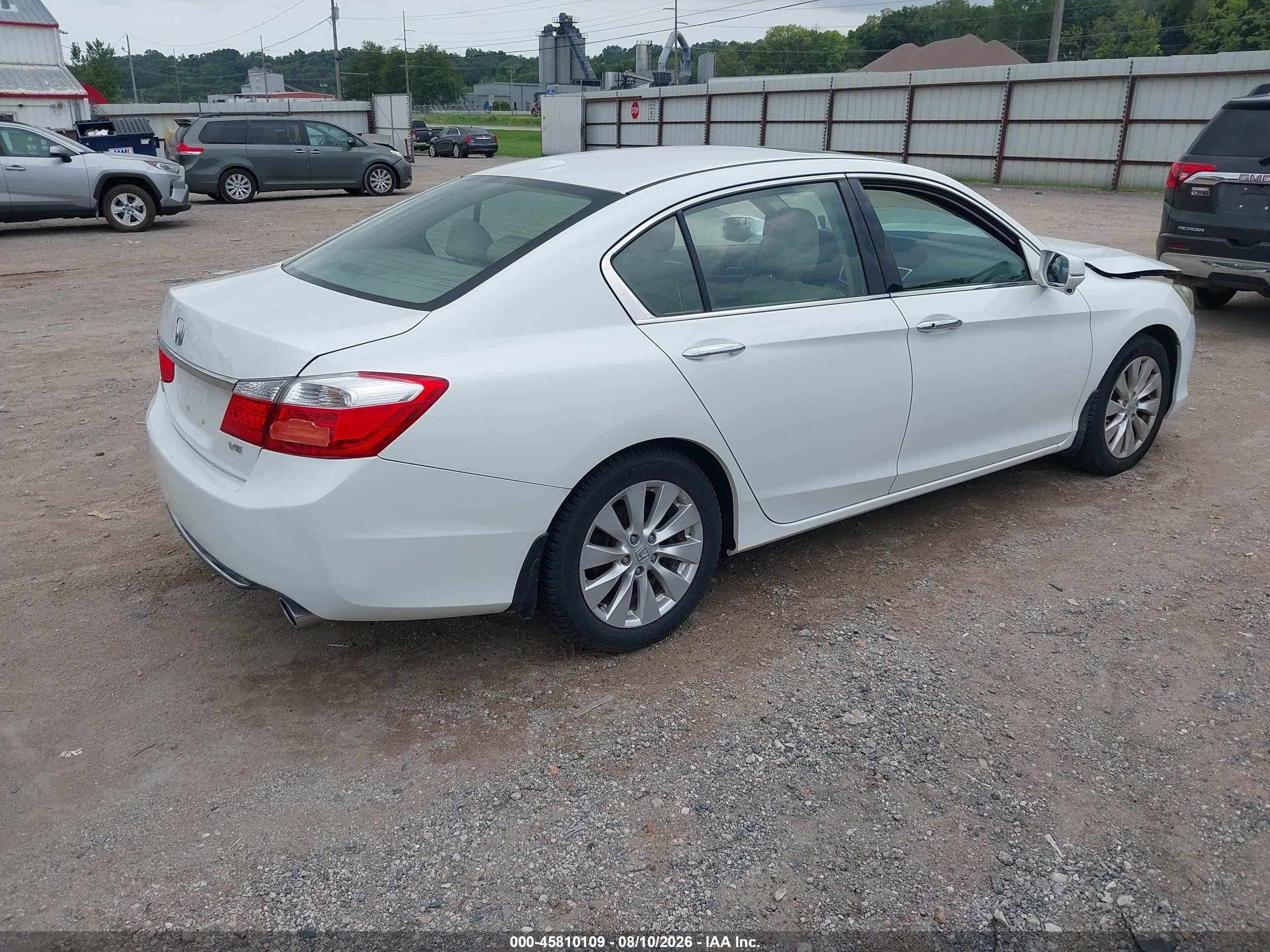 2013 Honda Accord Ex-l V-6 White vin: 1HGCR3F87DA001133