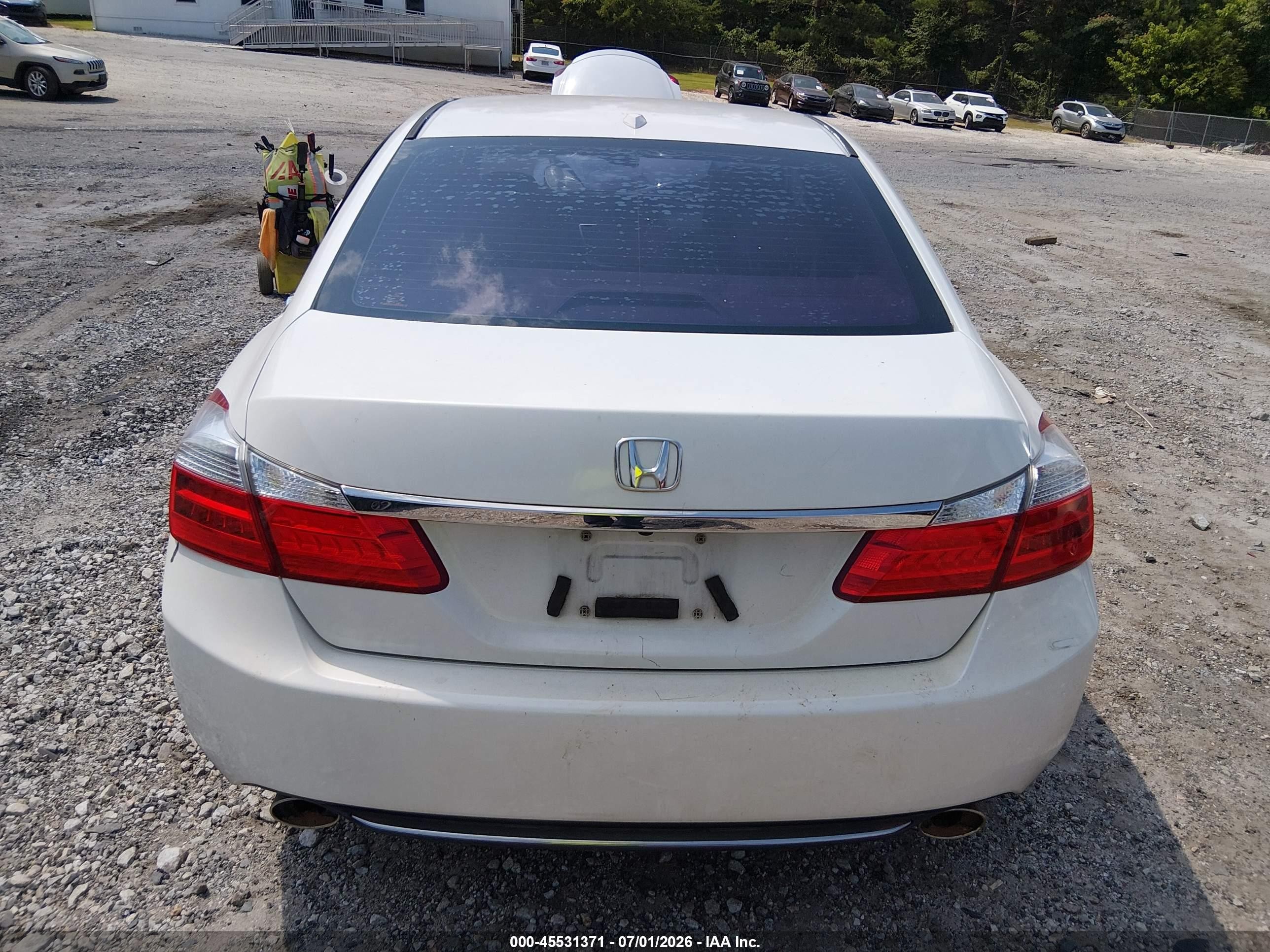 2013 Honda Accord Ex-l V-6 White vin: 1HGCR3F87DA003545