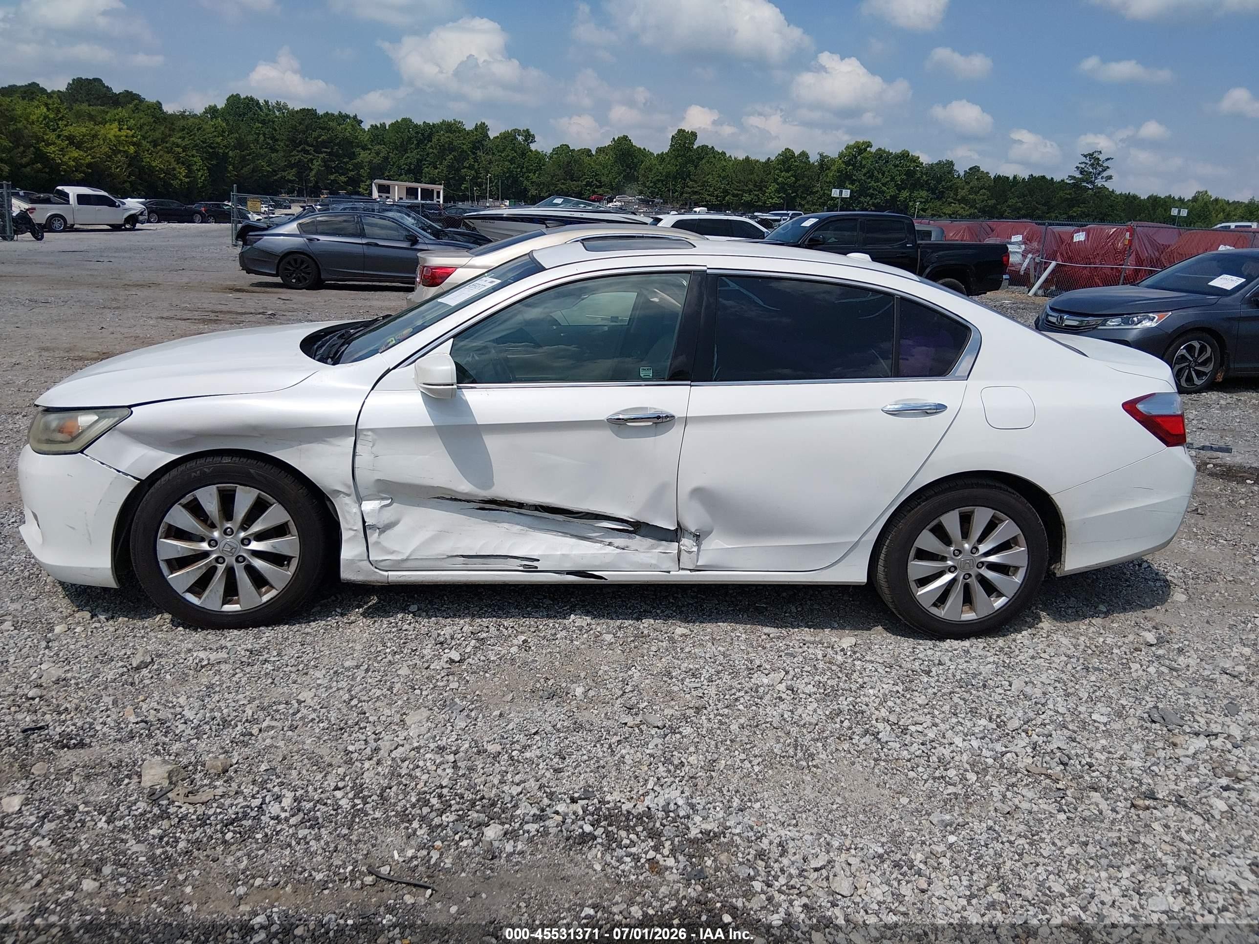 2013 Honda Accord Ex-l V-6 White vin: 1HGCR3F87DA003545