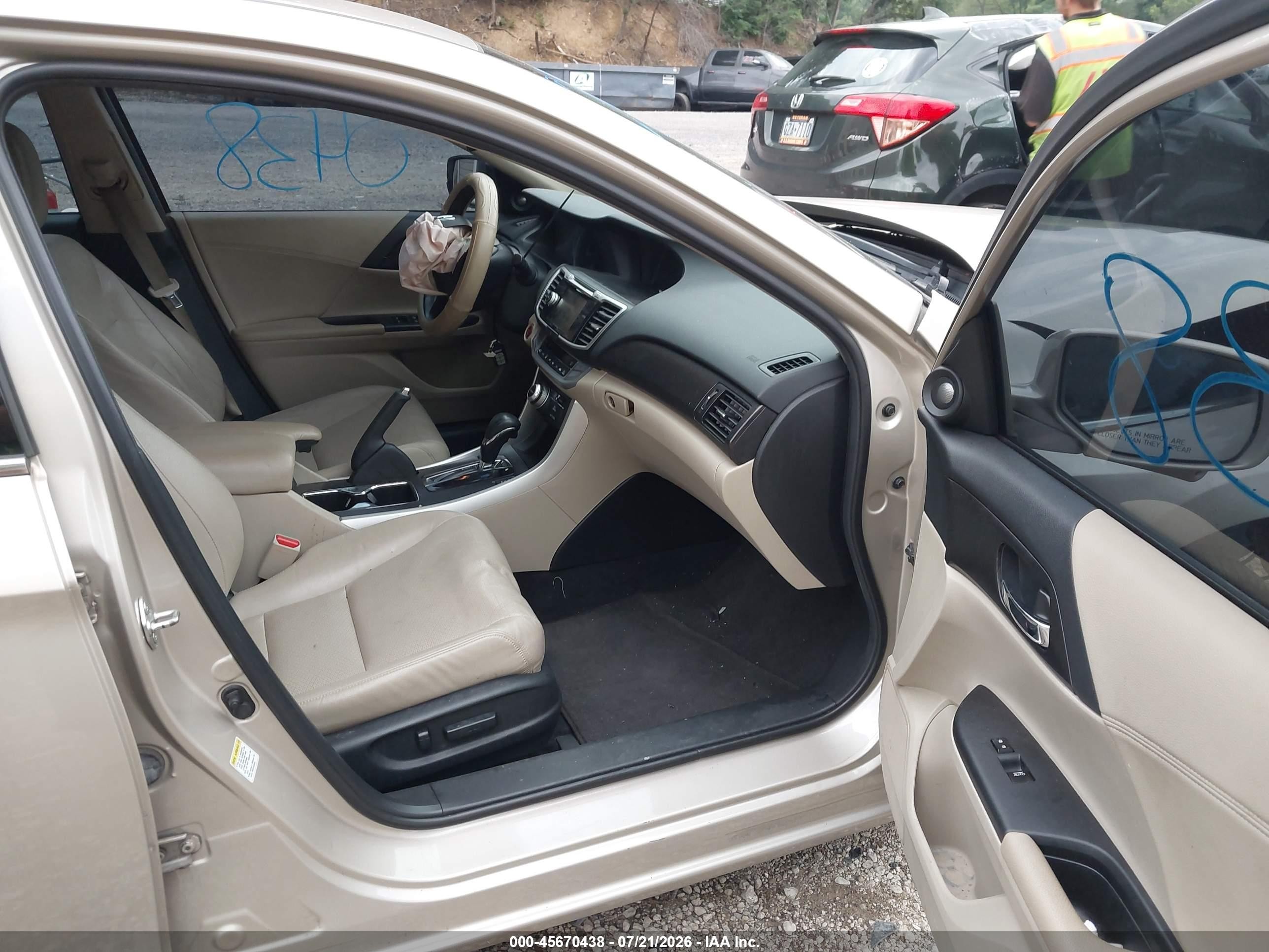 2013 Honda Accord Ex-l V-6 Beige vin: 1HGCR3F87DA003917