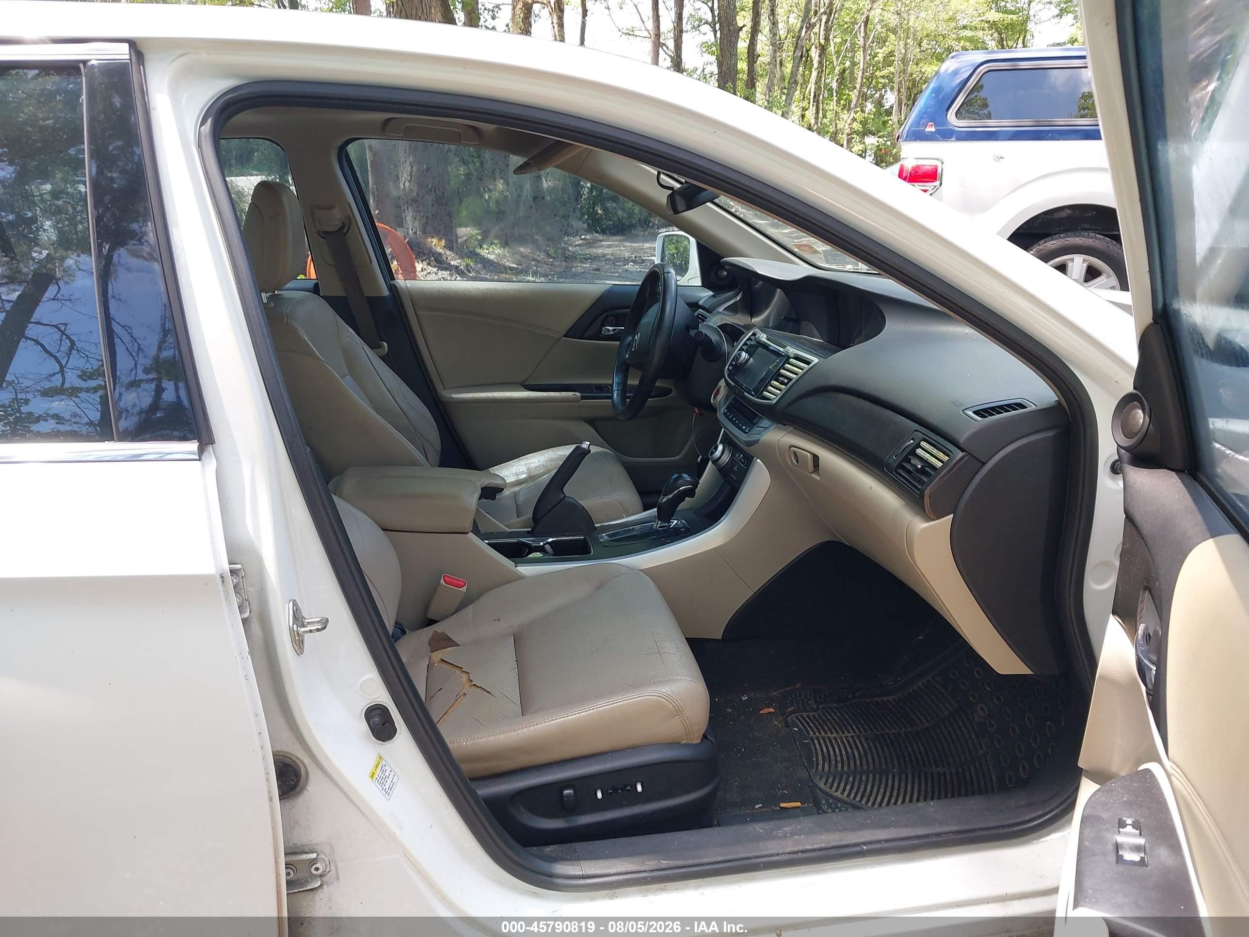 2013 Honda Accord Ex-l V-6 Белый vin: 1HGCR3F87DA013640