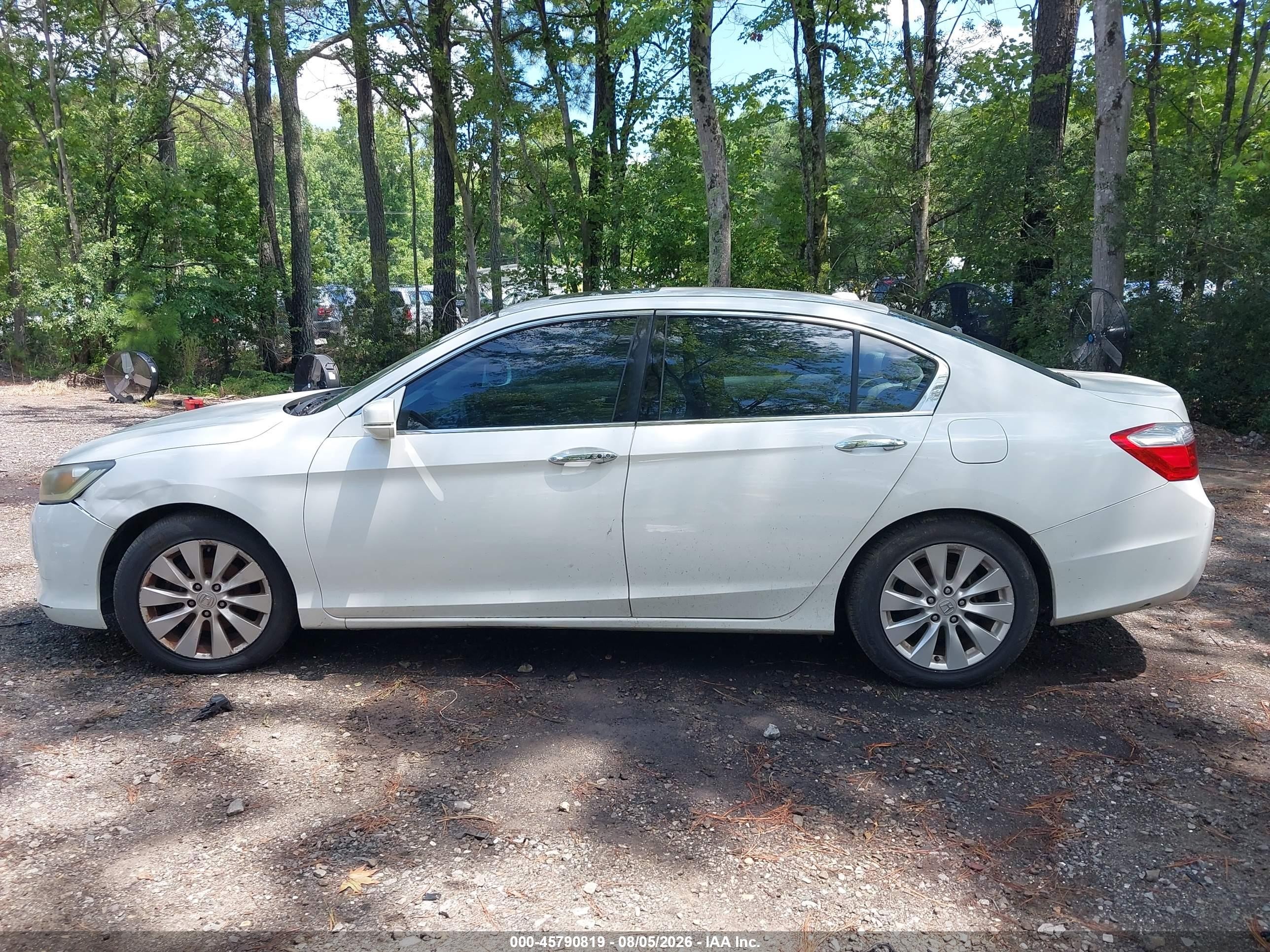 2013 Honda Accord Ex-l V-6 Белый vin: 1HGCR3F87DA013640
