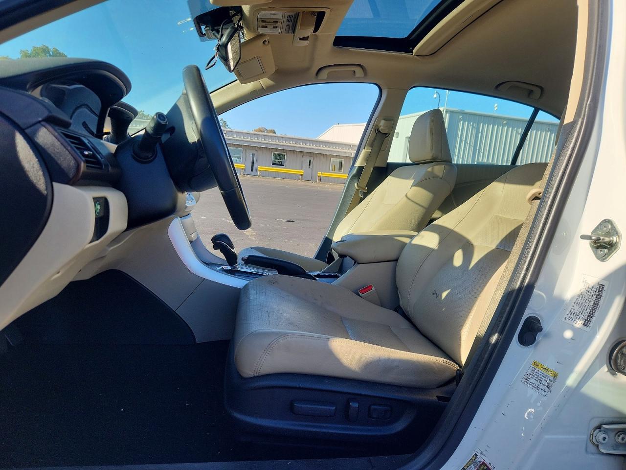 2014 Honda Accord Exl White vin: 1HGCR3F87EA023036
