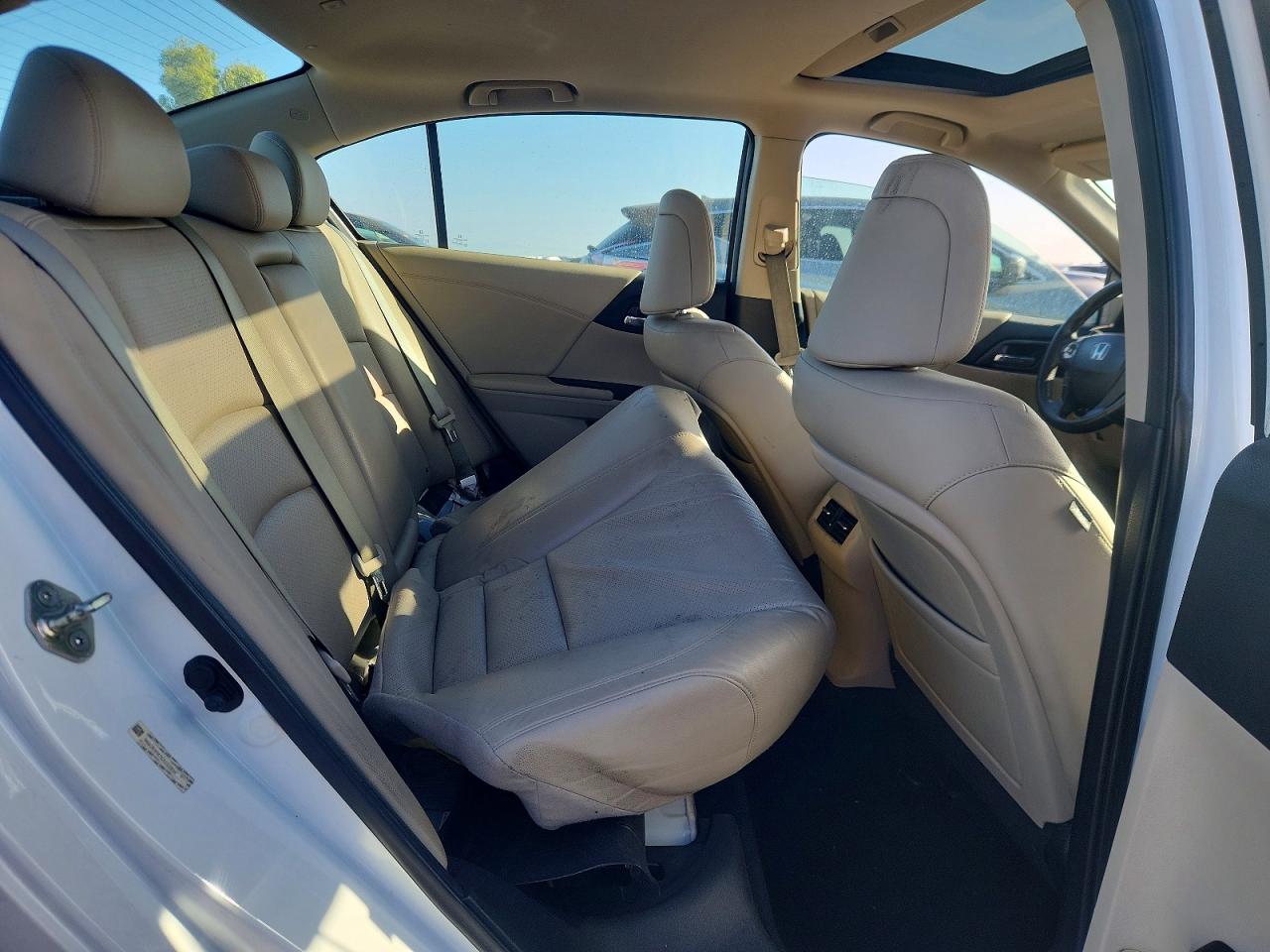 2014 Honda Accord Exl White vin: 1HGCR3F87EA023036