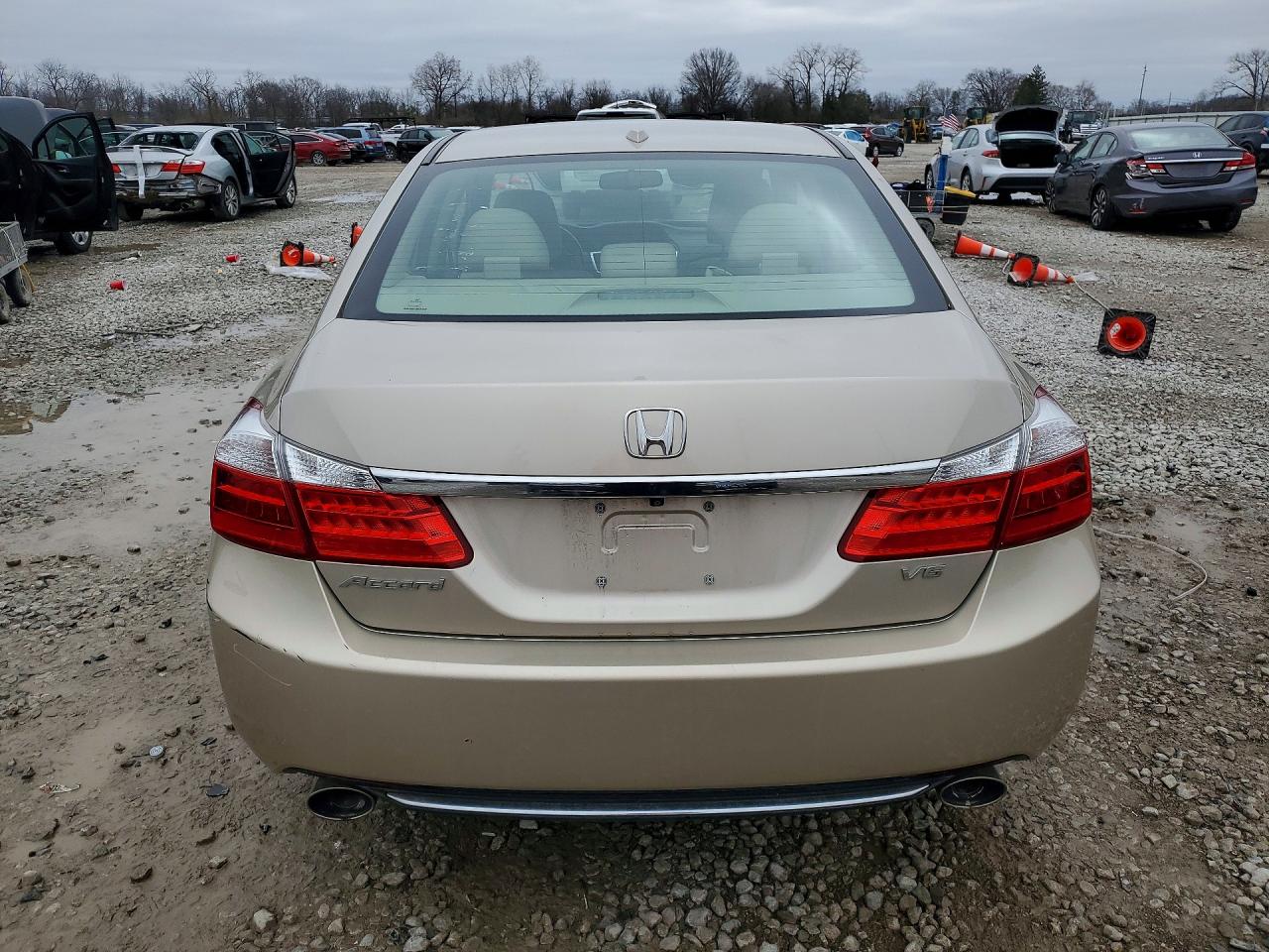 2015 Honda Accord Exl Gold vin: 1HGCR3F87FA000874