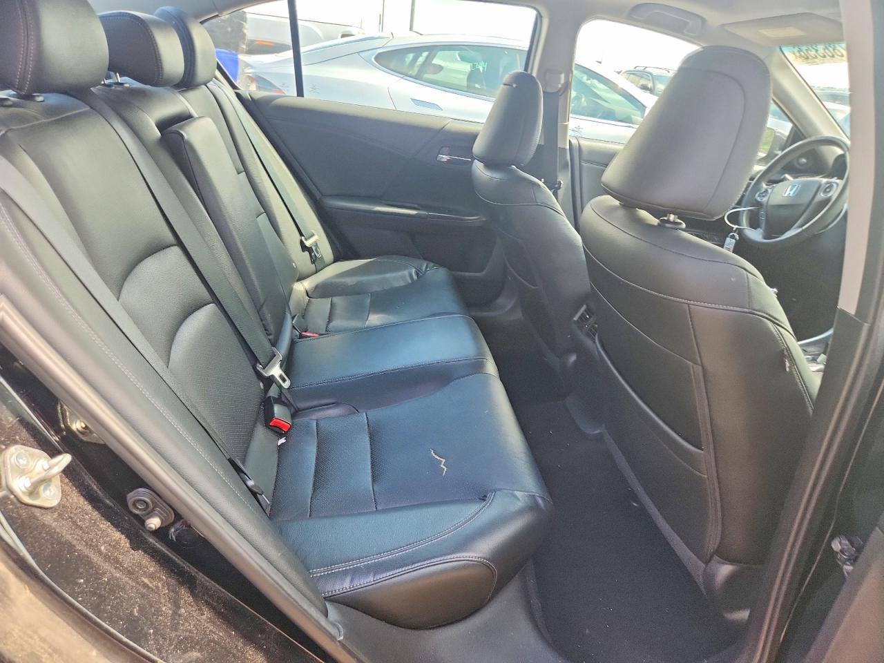 2015 Honda Accord Exl Черный vin: 1HGCR3F87FA005637