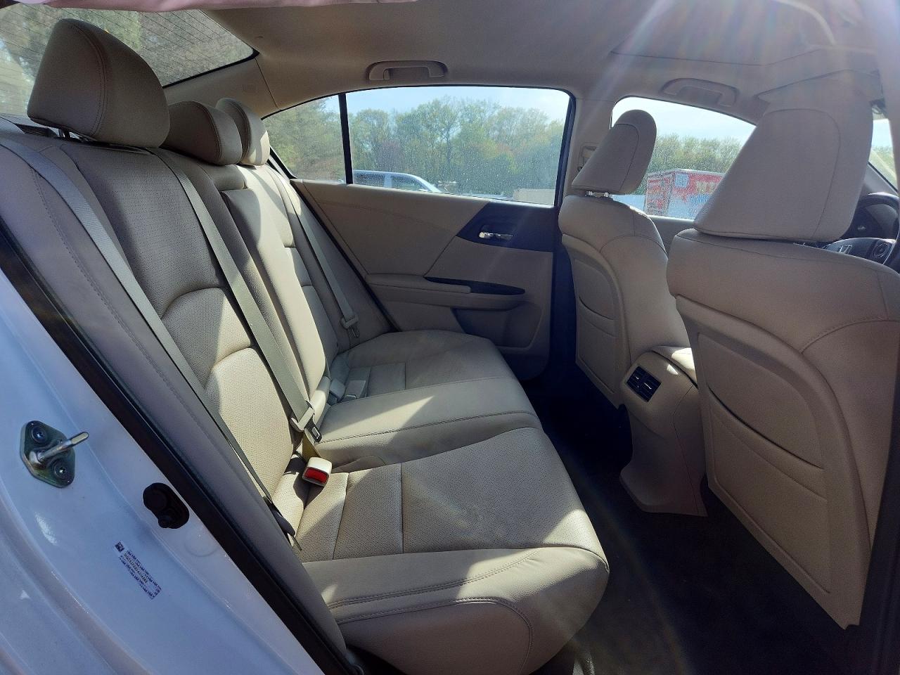 2013 Honda Accord Exl White vin: 1HGCR3F88DA014988
