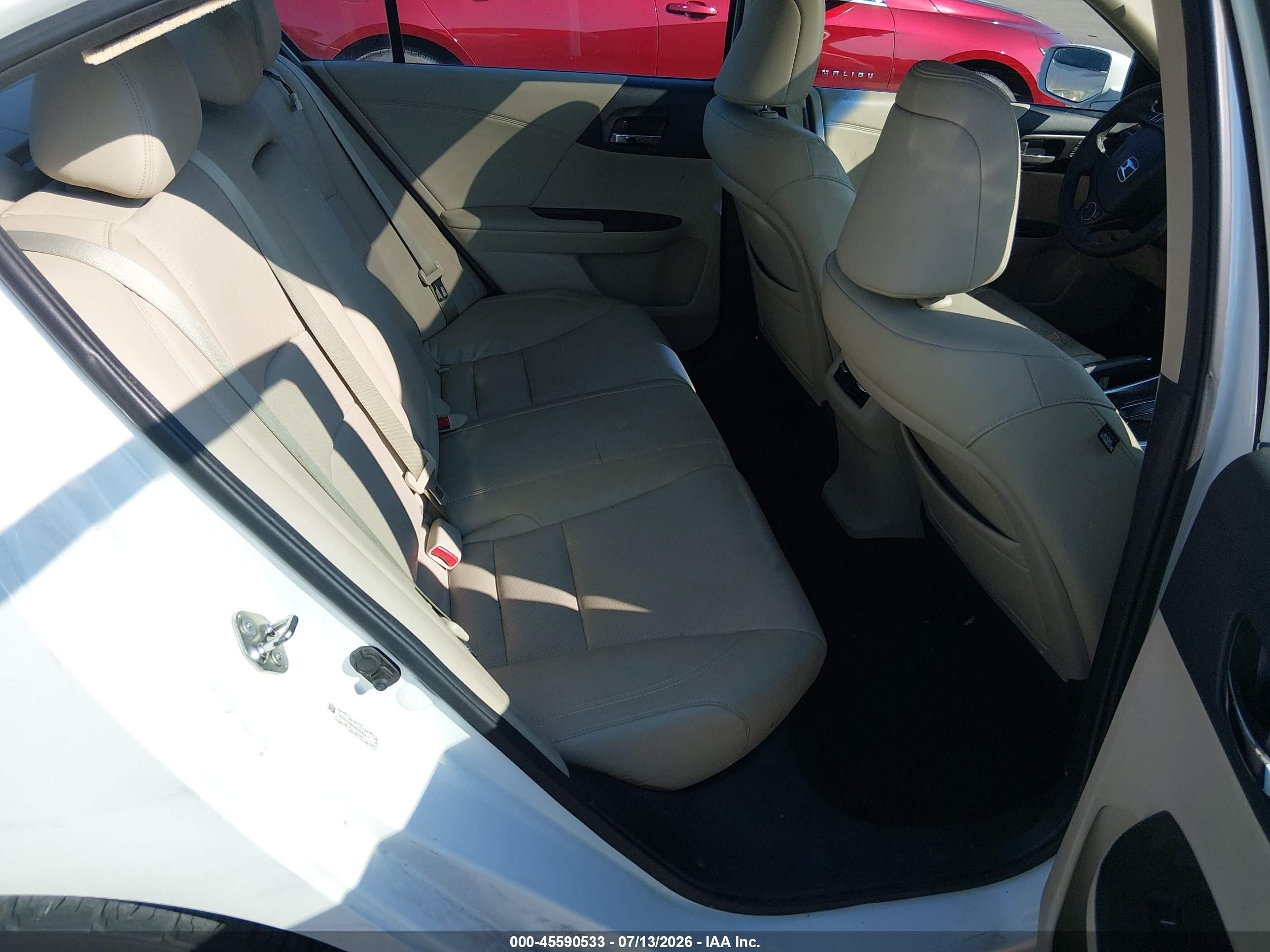 2013 Honda Accord Ex-l V-6 White vin: 1HGCR3F88DA040426