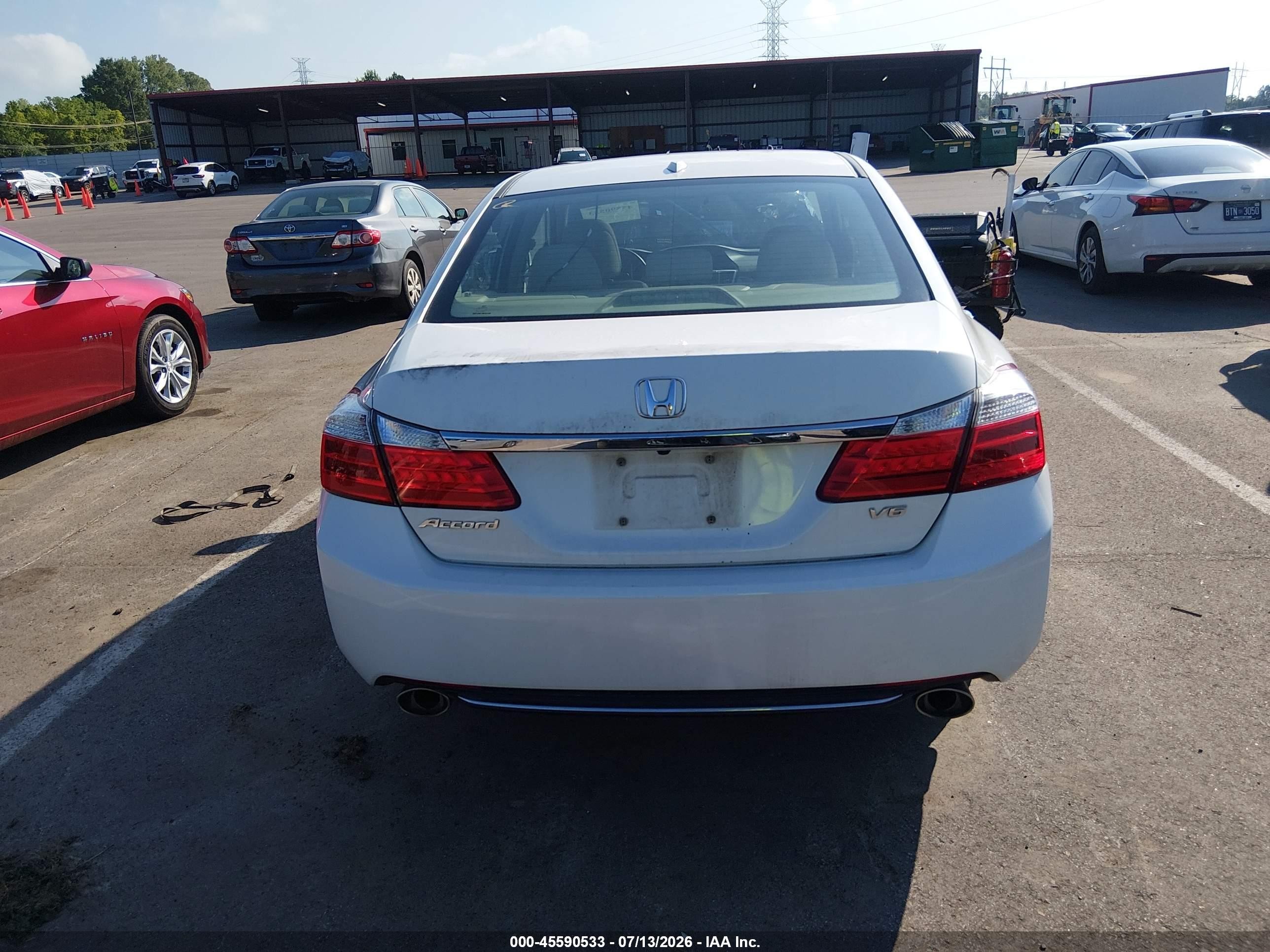 2013 Honda Accord Ex-l V-6 White vin: 1HGCR3F88DA040426