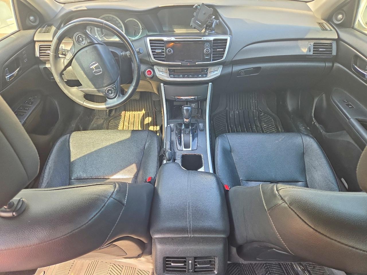 2013 Honda Accord Exl White vin: 1HGCR3F88DA800936