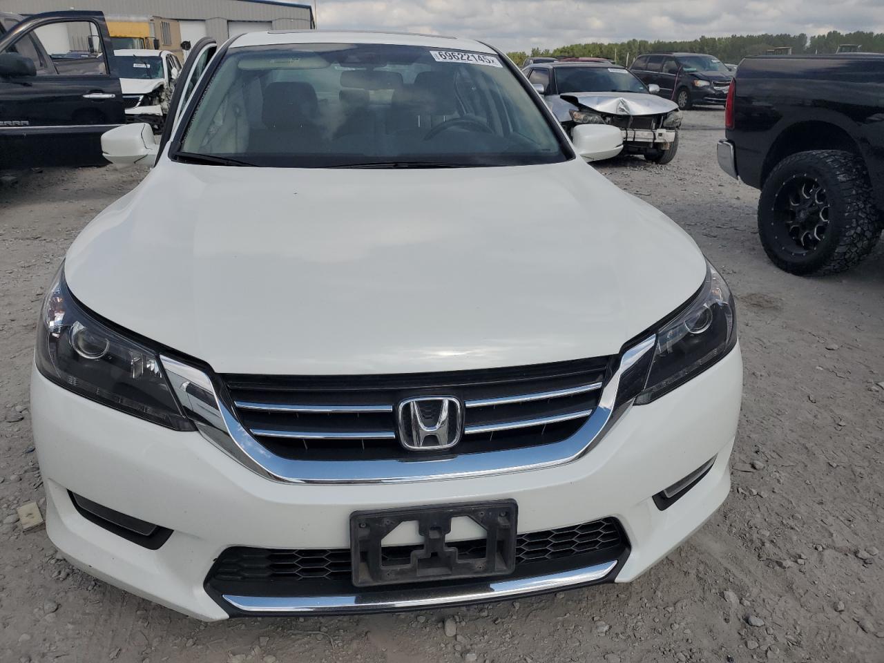 2015 Honda Accord Exl White vin: 1HGCR3F88FA014623