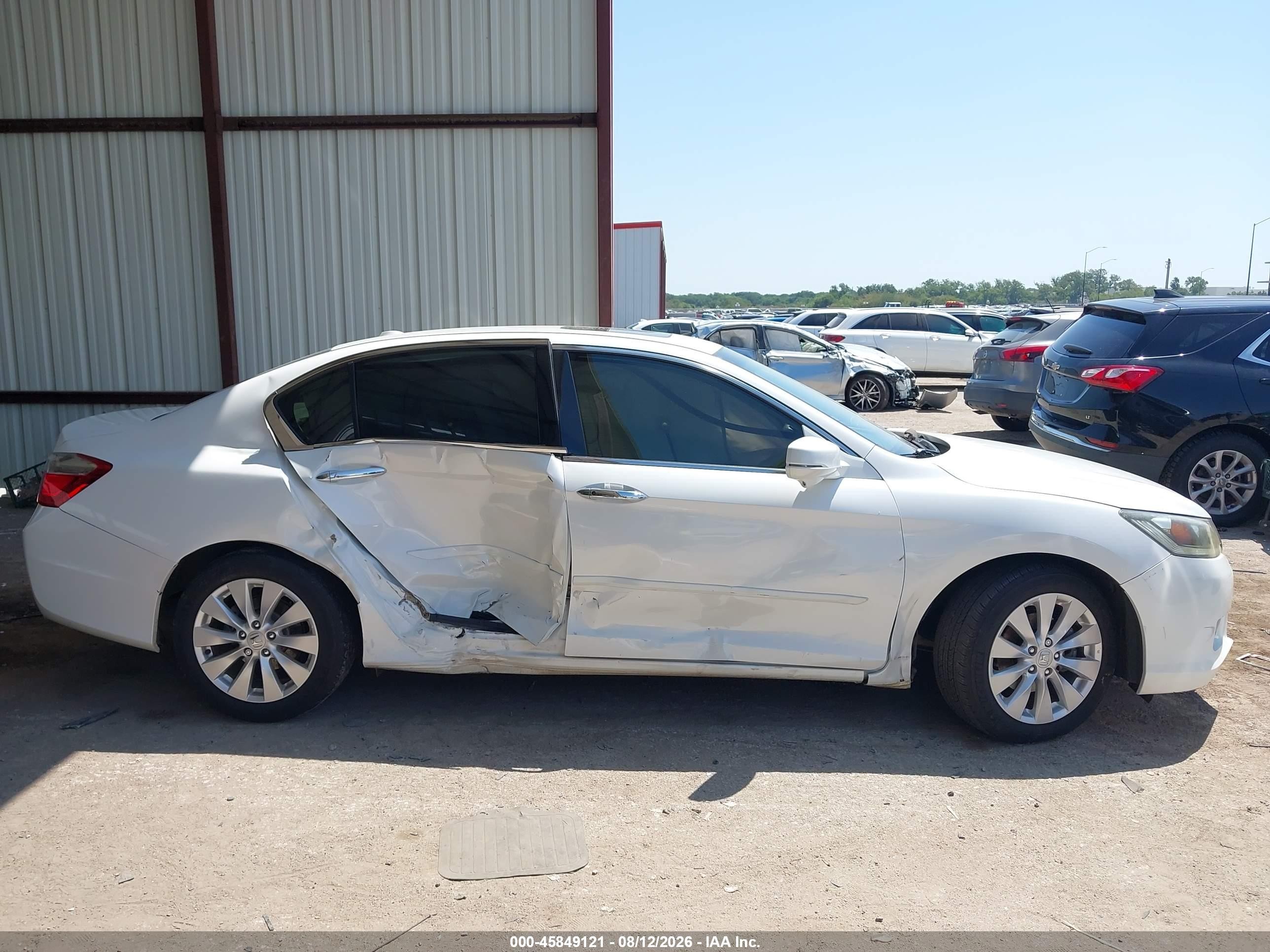 2013 Honda Accord Ex-l V-6 White vin: 1HGCR3F89DA001117