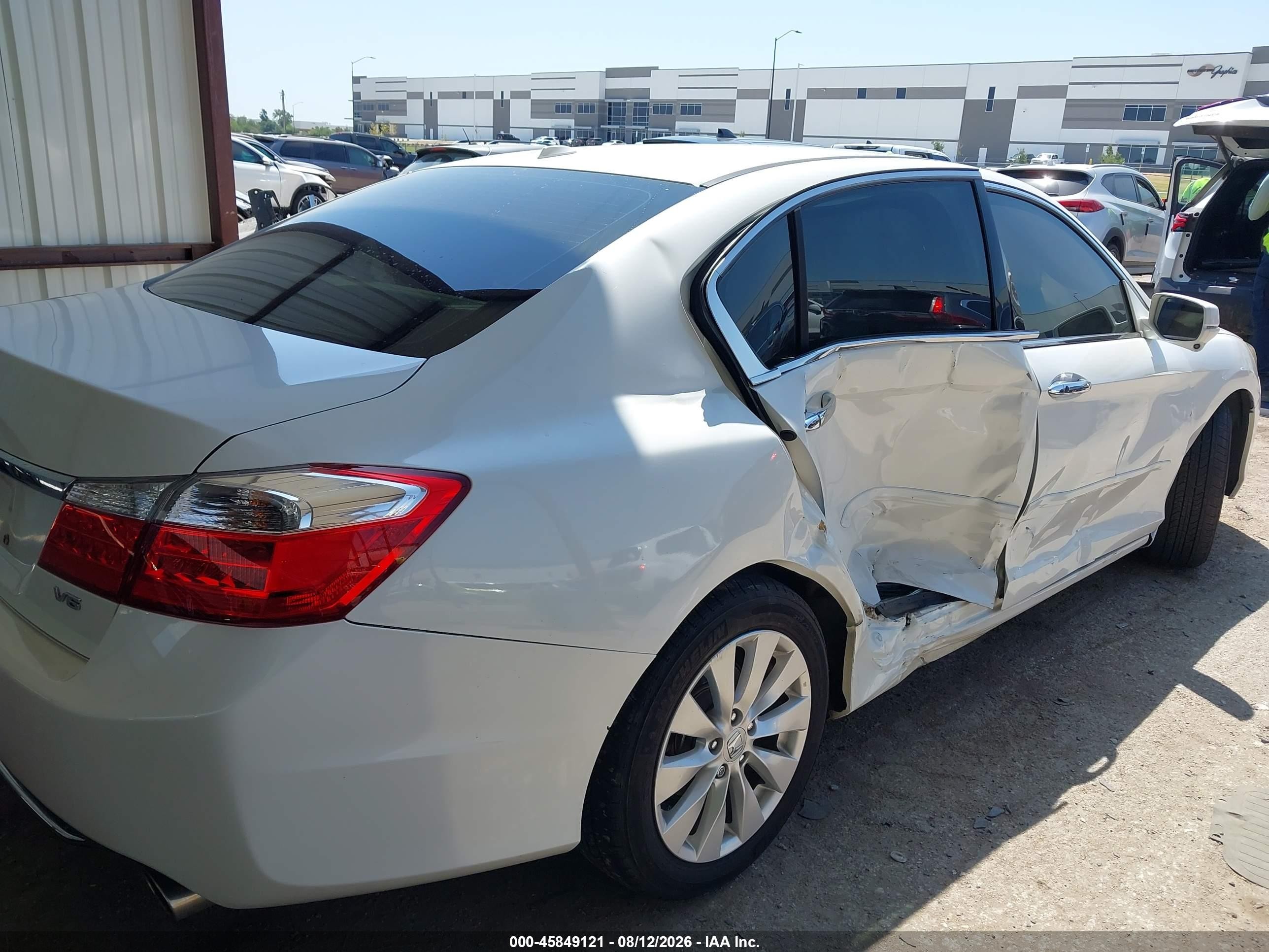 2013 Honda Accord Ex-l V-6 White vin: 1HGCR3F89DA001117